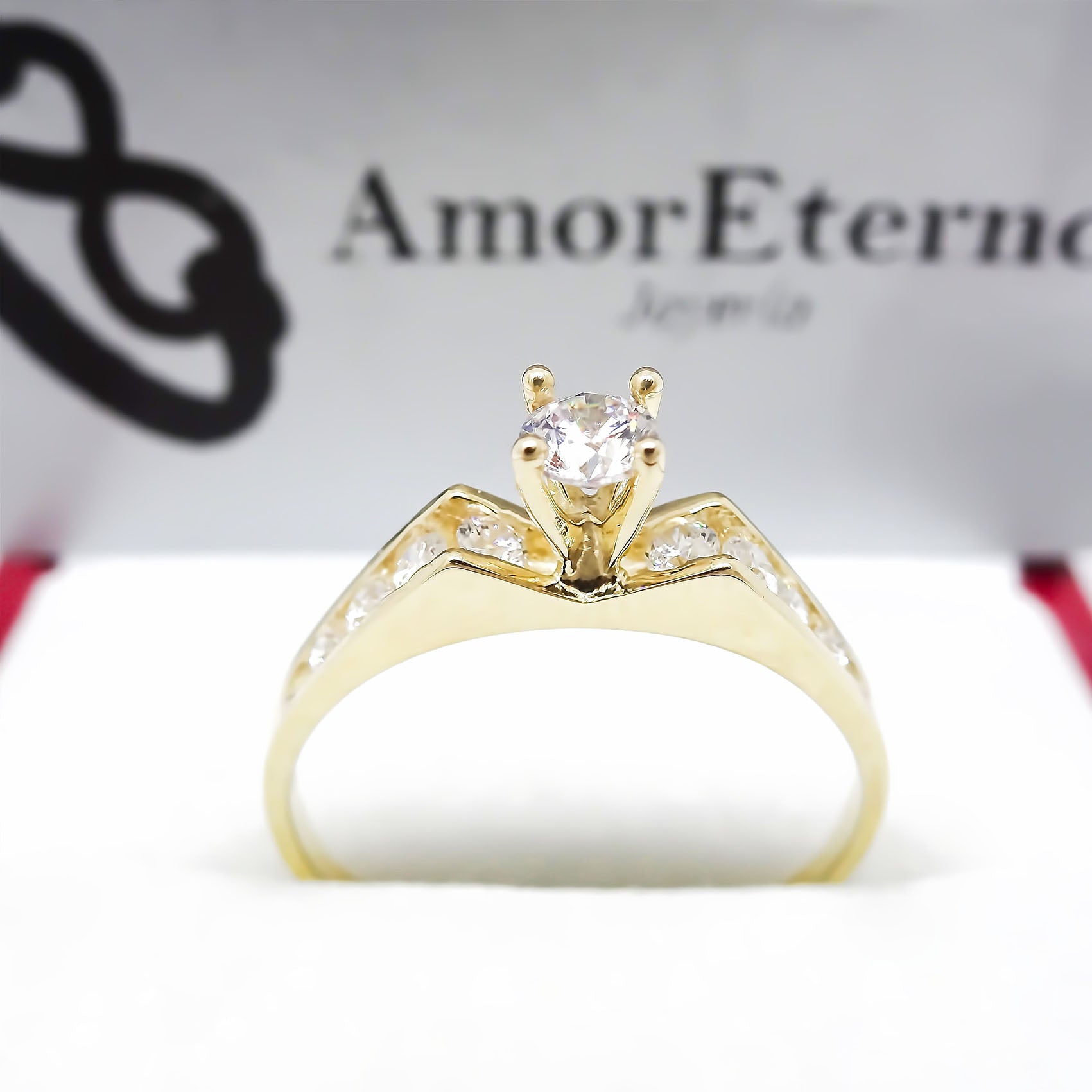 Amor Eterno - Anillo Solitario / Nevada / Oro 10k Solido