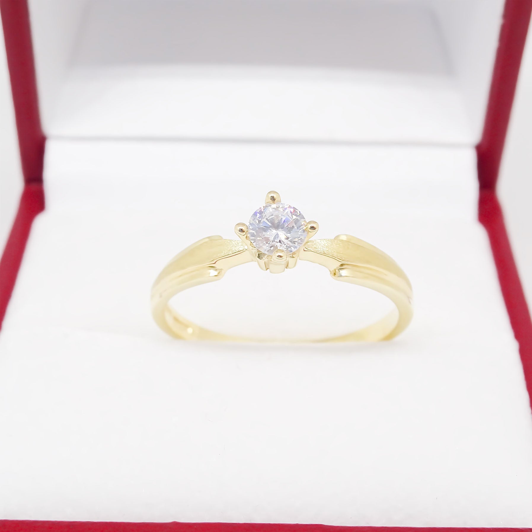 Amor Eterno - Anillo Hungría / Oro 10k Sólido