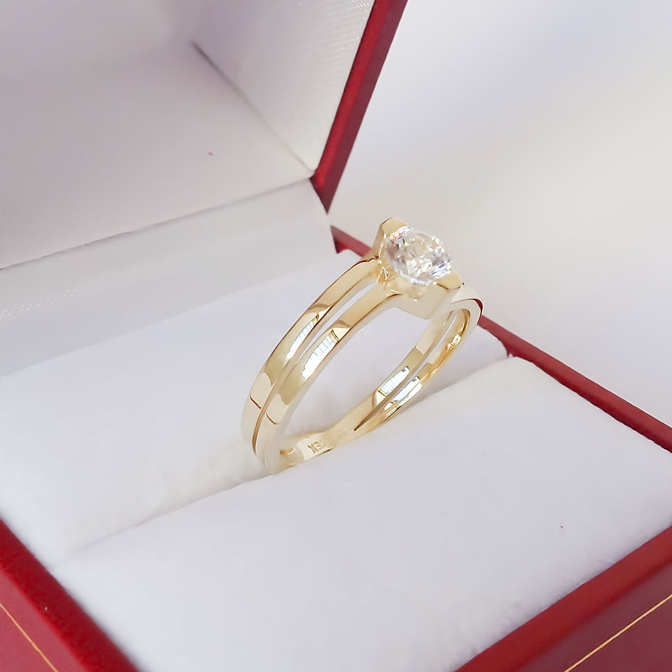 Amor Eterno - Anillo Irene / Oro 10k Sólido