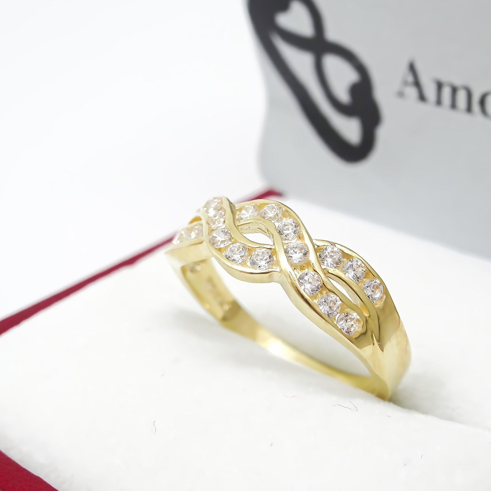 Amor Eterno - Anillo Nogal - Oro Sólido 10k / Transparente
