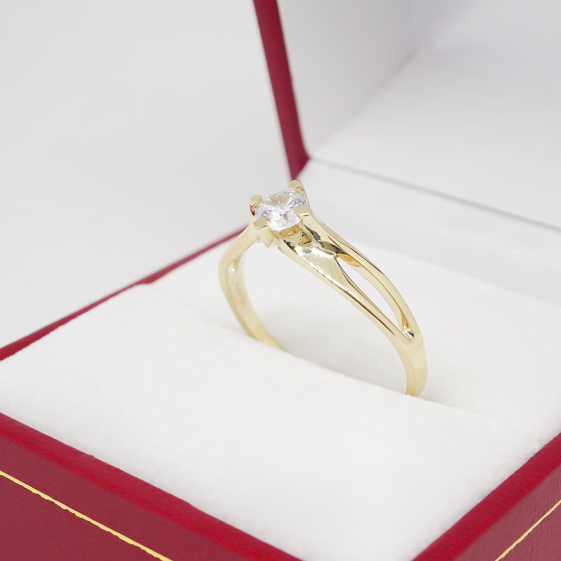 Amor Eterno - Anillo Danae / Oro Sólido 10k