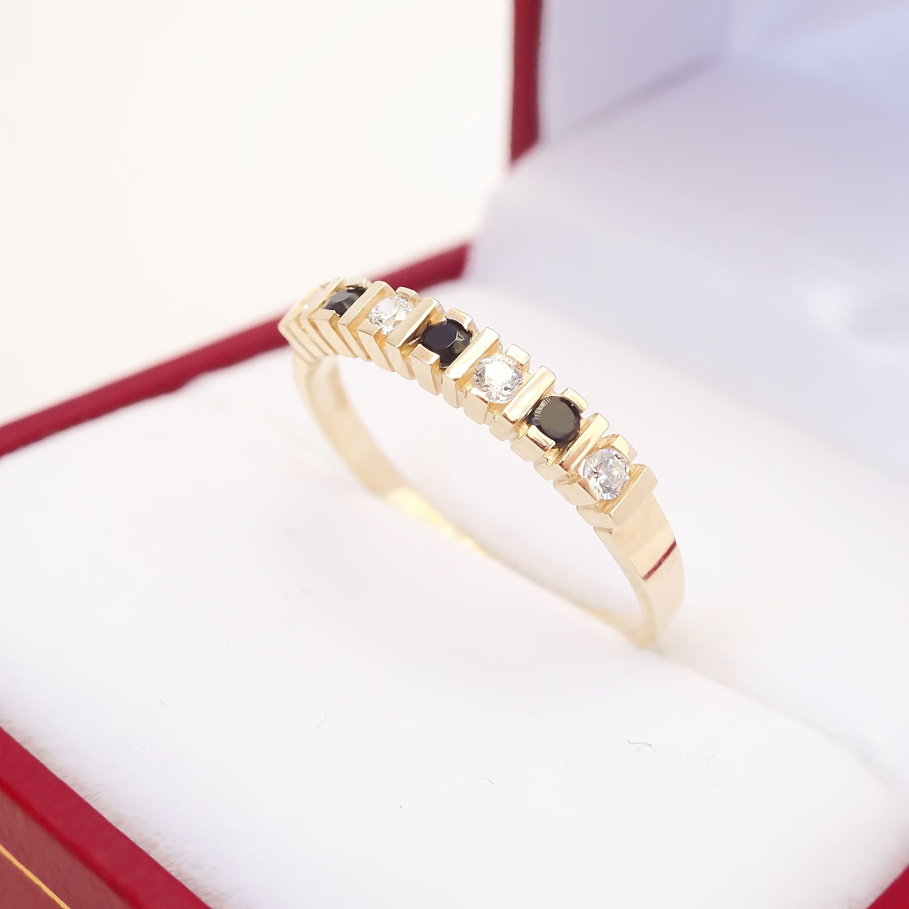 Amor Eterno - Churumbela Divisiones / Oro Solido 10k / Dominó