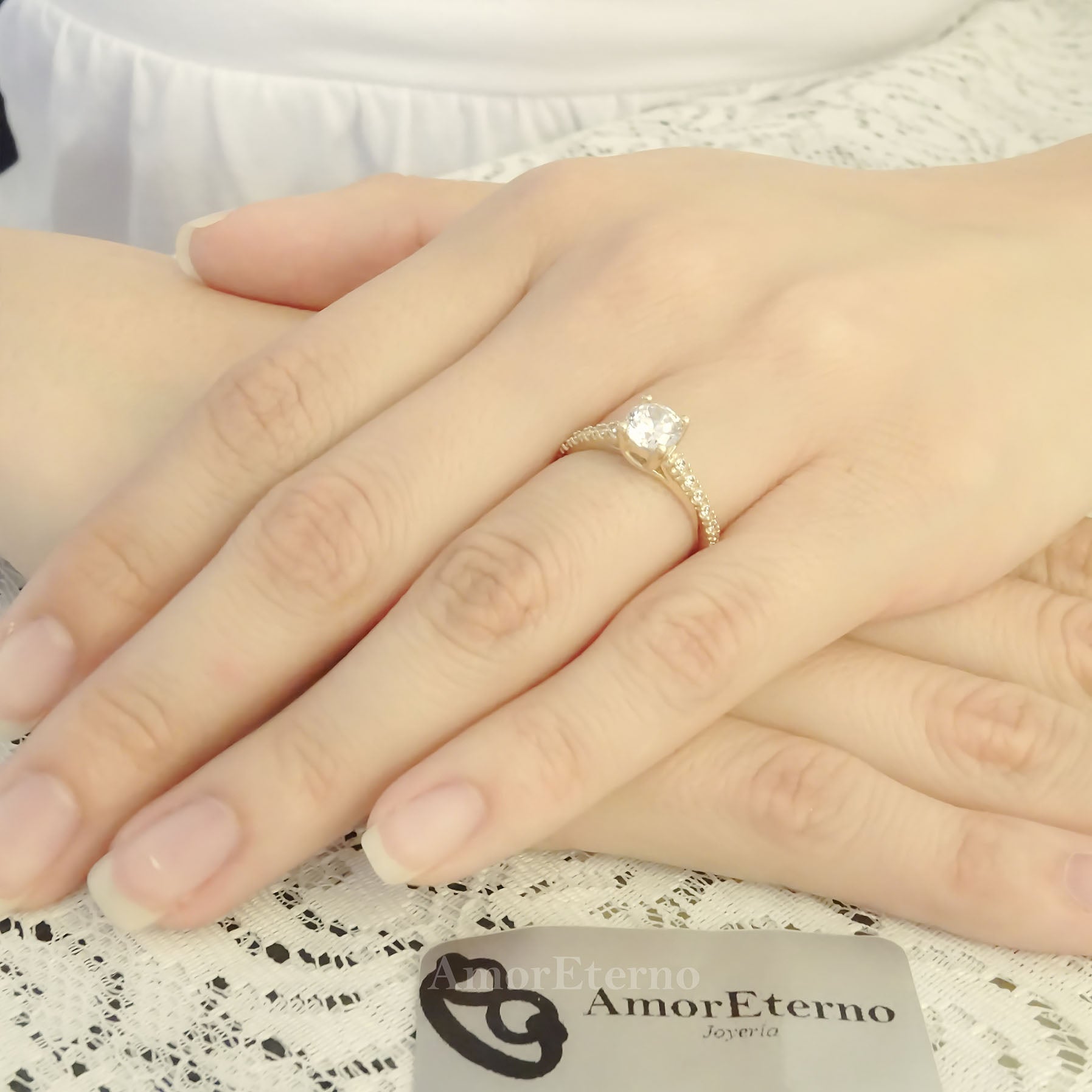 Amor Eterno - Anillo Round / Oro 10k Sólido