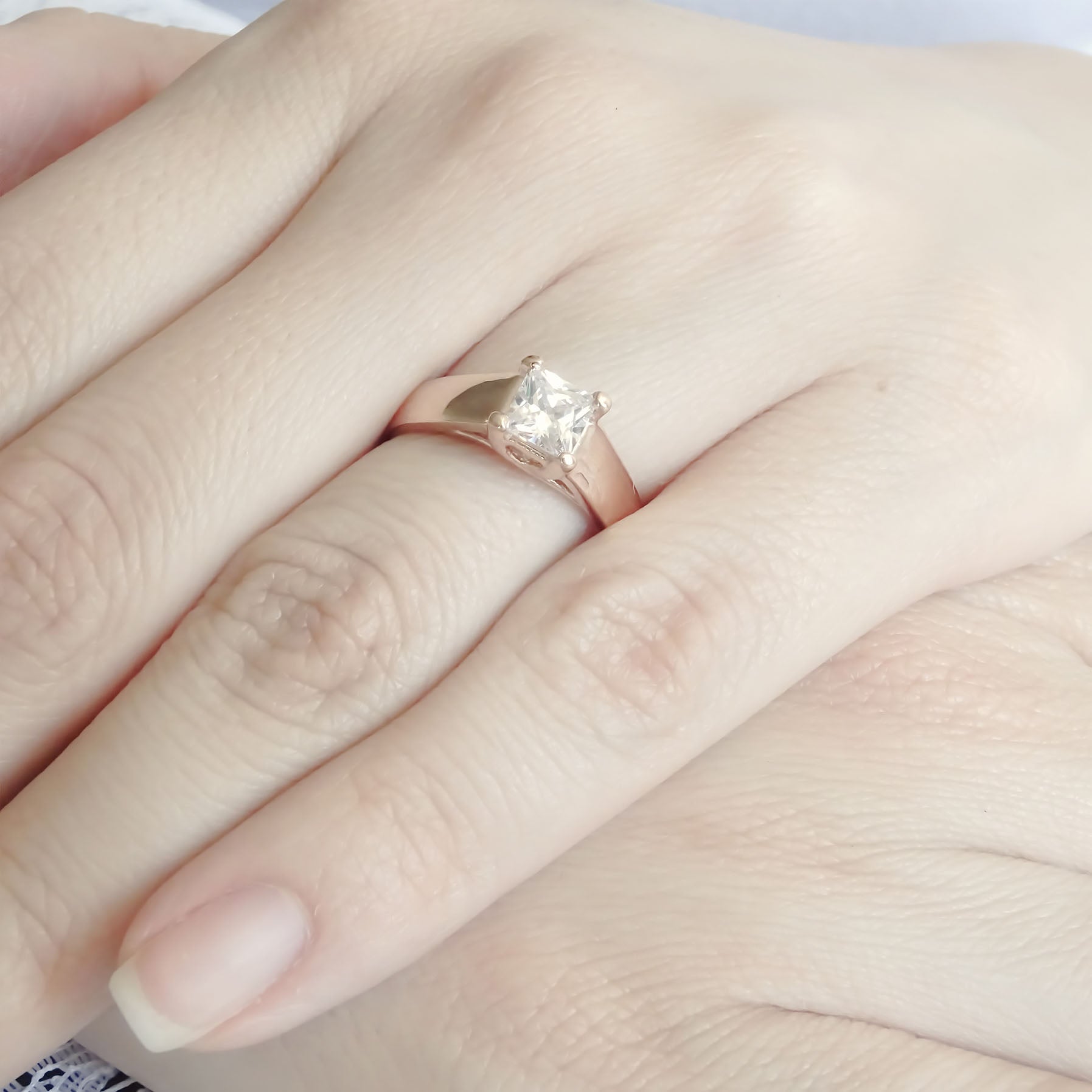 Amor Eterno - Anillo Steff / Oro 10k Sólido