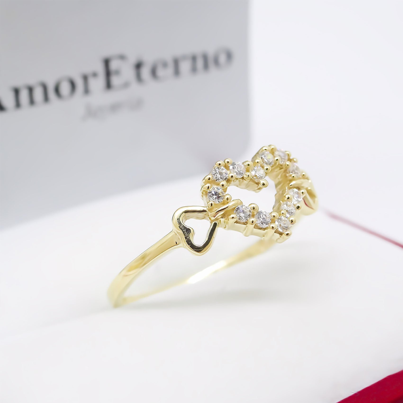 Amor Eterno - Anillo Corazón Flechado / Oro Sólido 10k