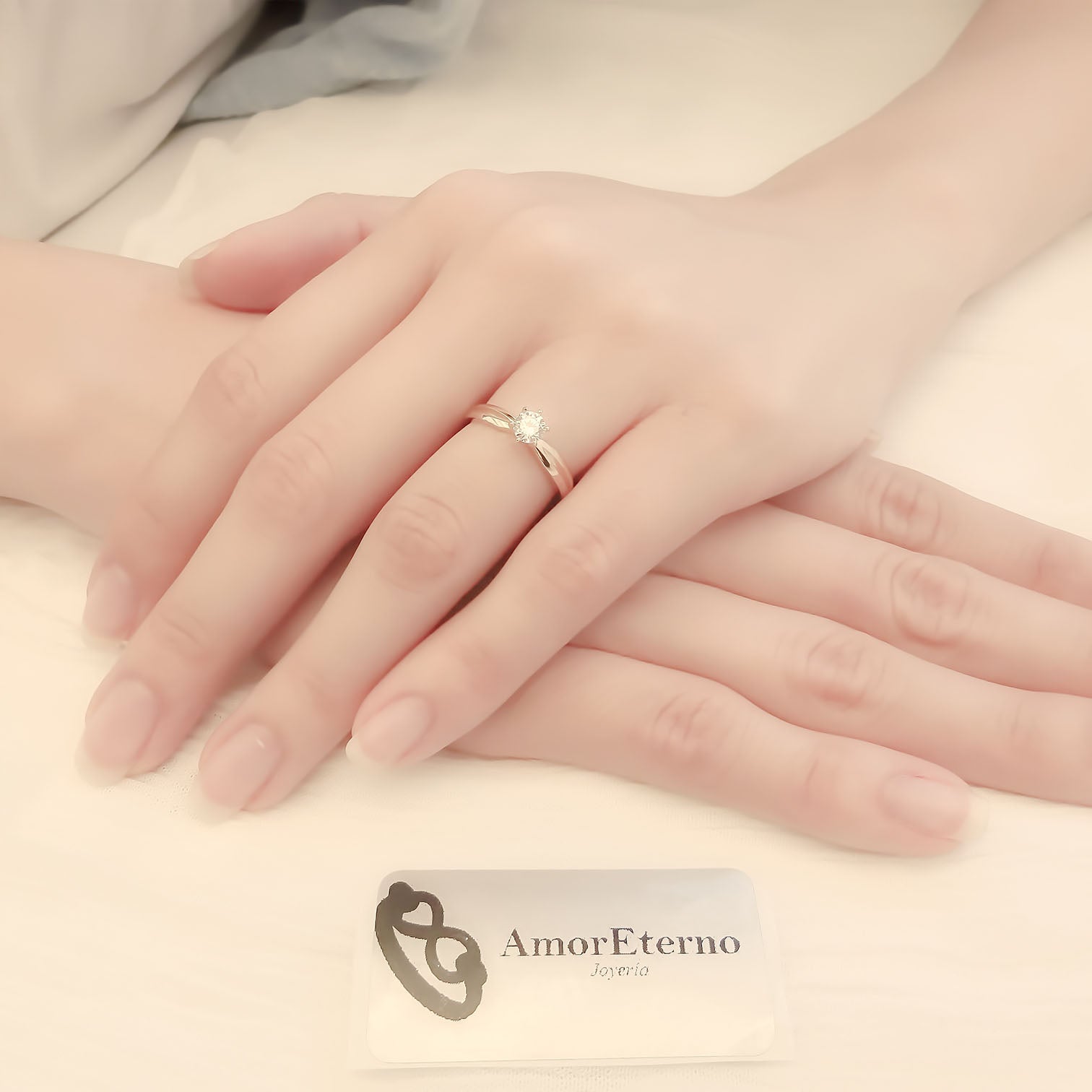 Amor Eterno - Anillo Kanna / Oro 10k Solido