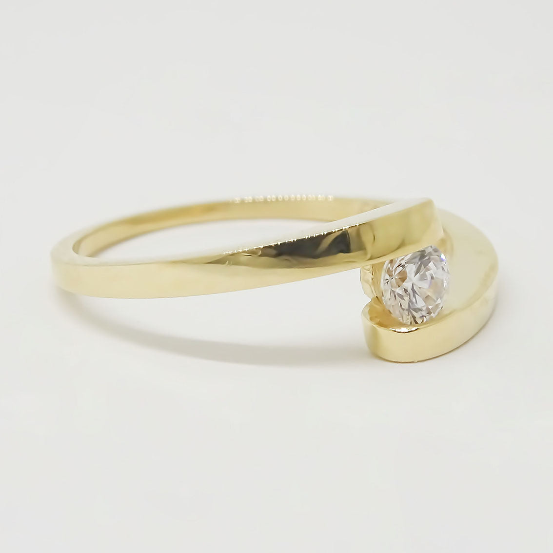 Amor Eterno - Anillo Clío / Oro 14k Sólido