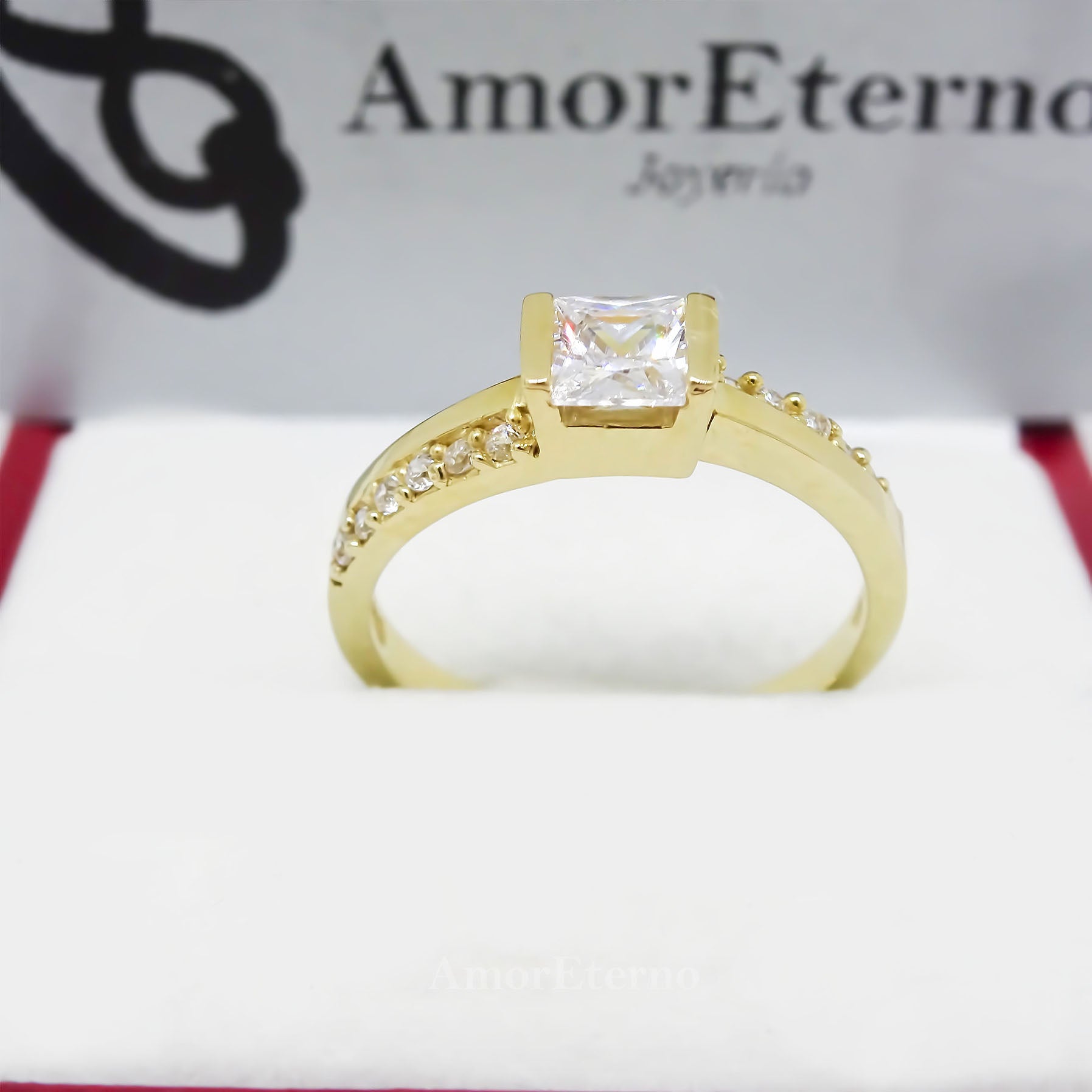 Amor Eterno - Anillo Kristal / Oro 10k Solido
