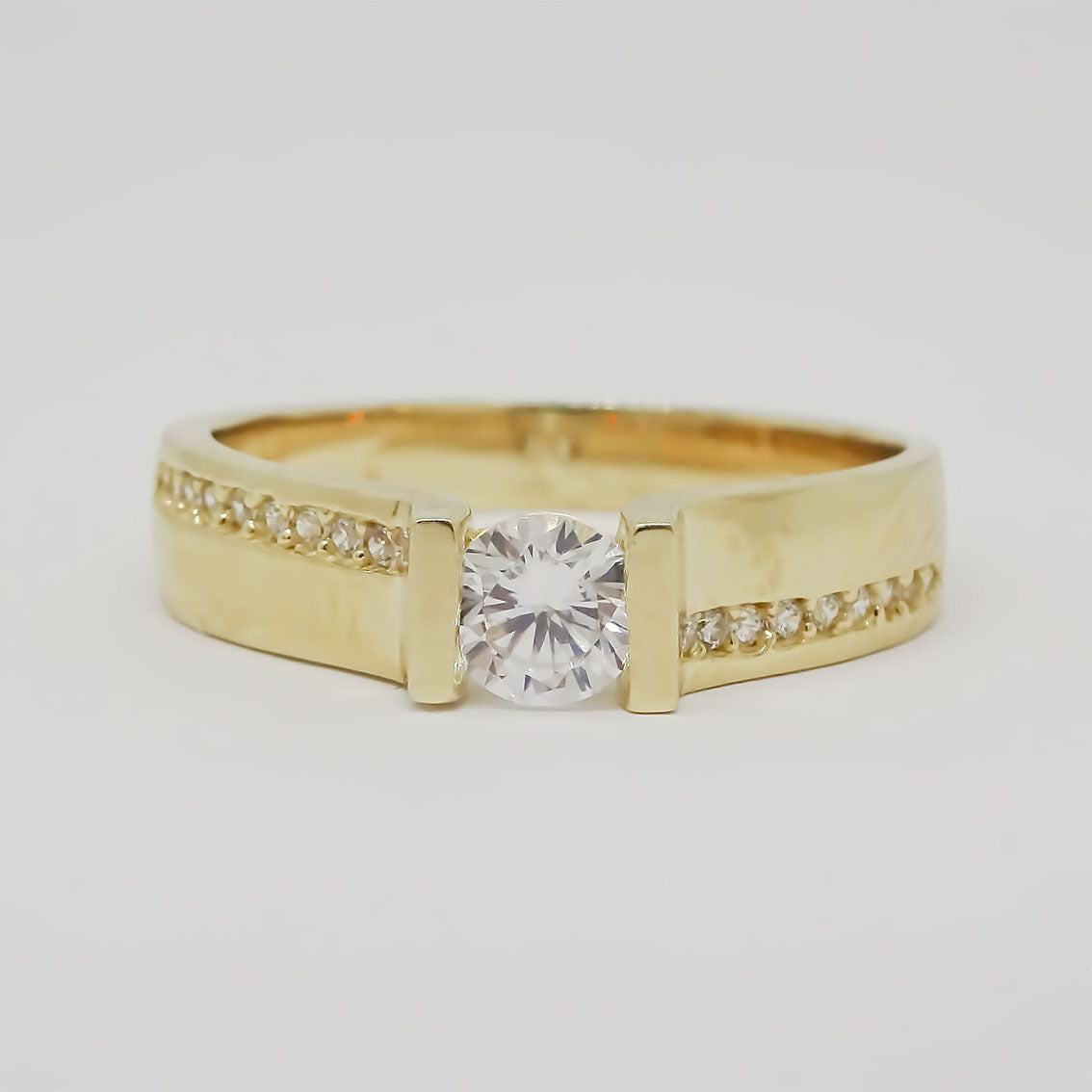 Amor Eterno - Anillo Gemini / Oro Sólido 10k