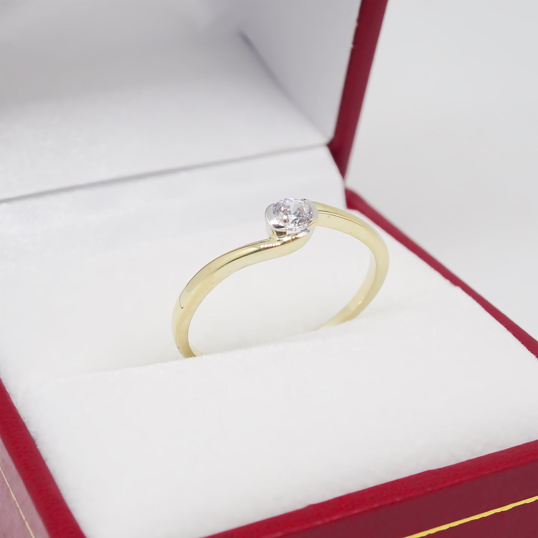 Amor Eterno - Anillo Spica / Oro Sólido 10k