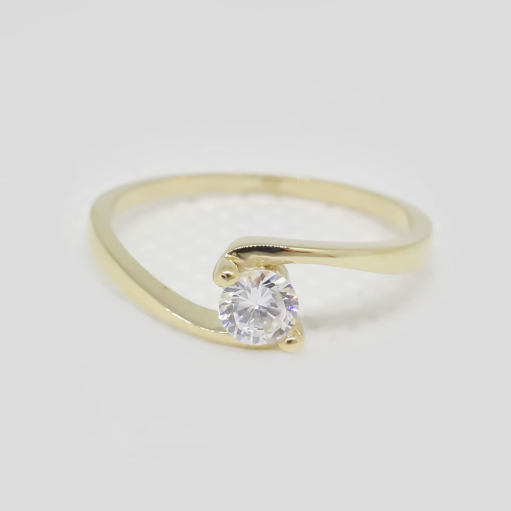 Amor Eterno - Anillo Waves / Oro Sólido 10k