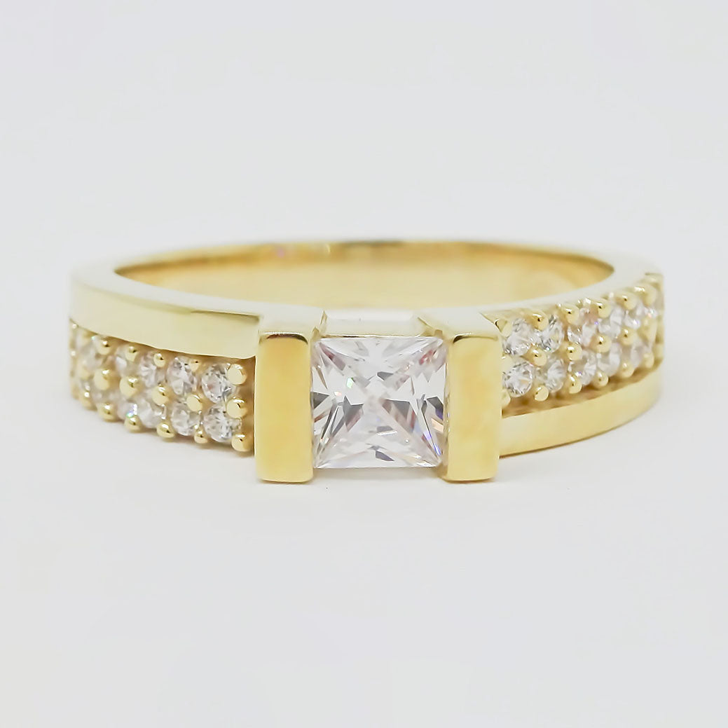 Grueso Anillo Cuadrado 25 En Oro 14k