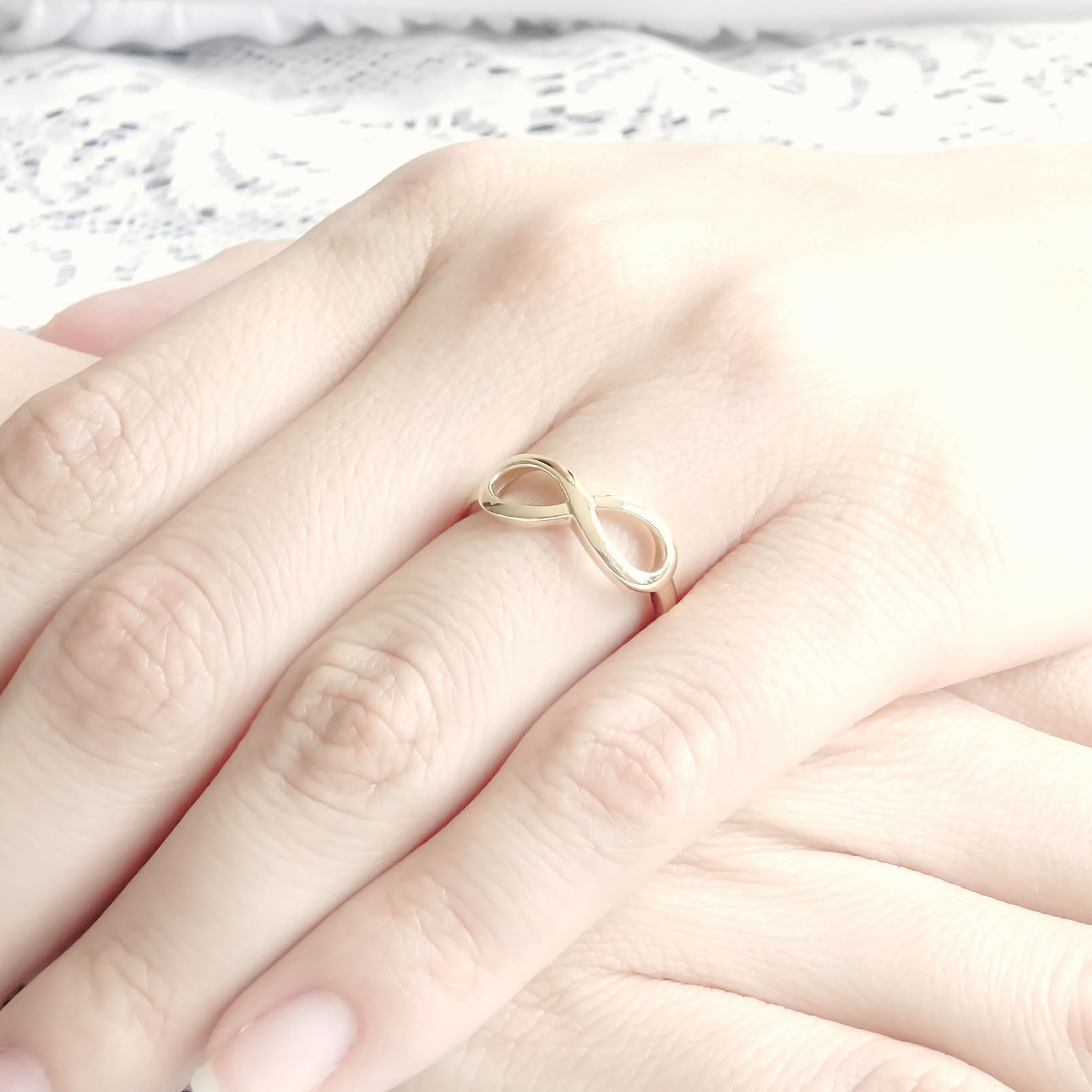 Amor Eterno - Anillo Infinito Fabricado Gde / Oro 10k Solido