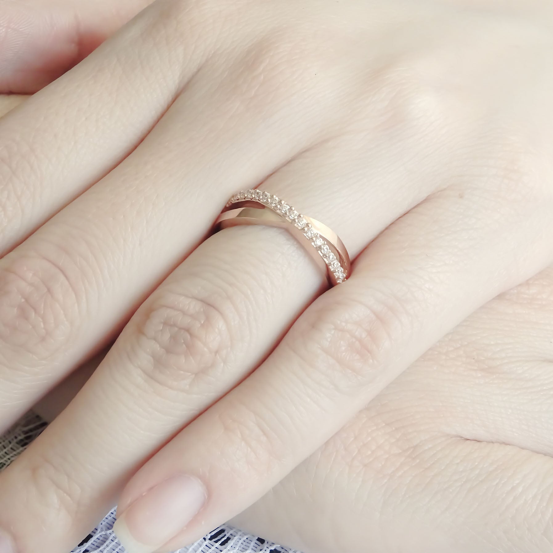 Amor Eterno - Anillo Infinity Diamond / Oro Sólido 10k