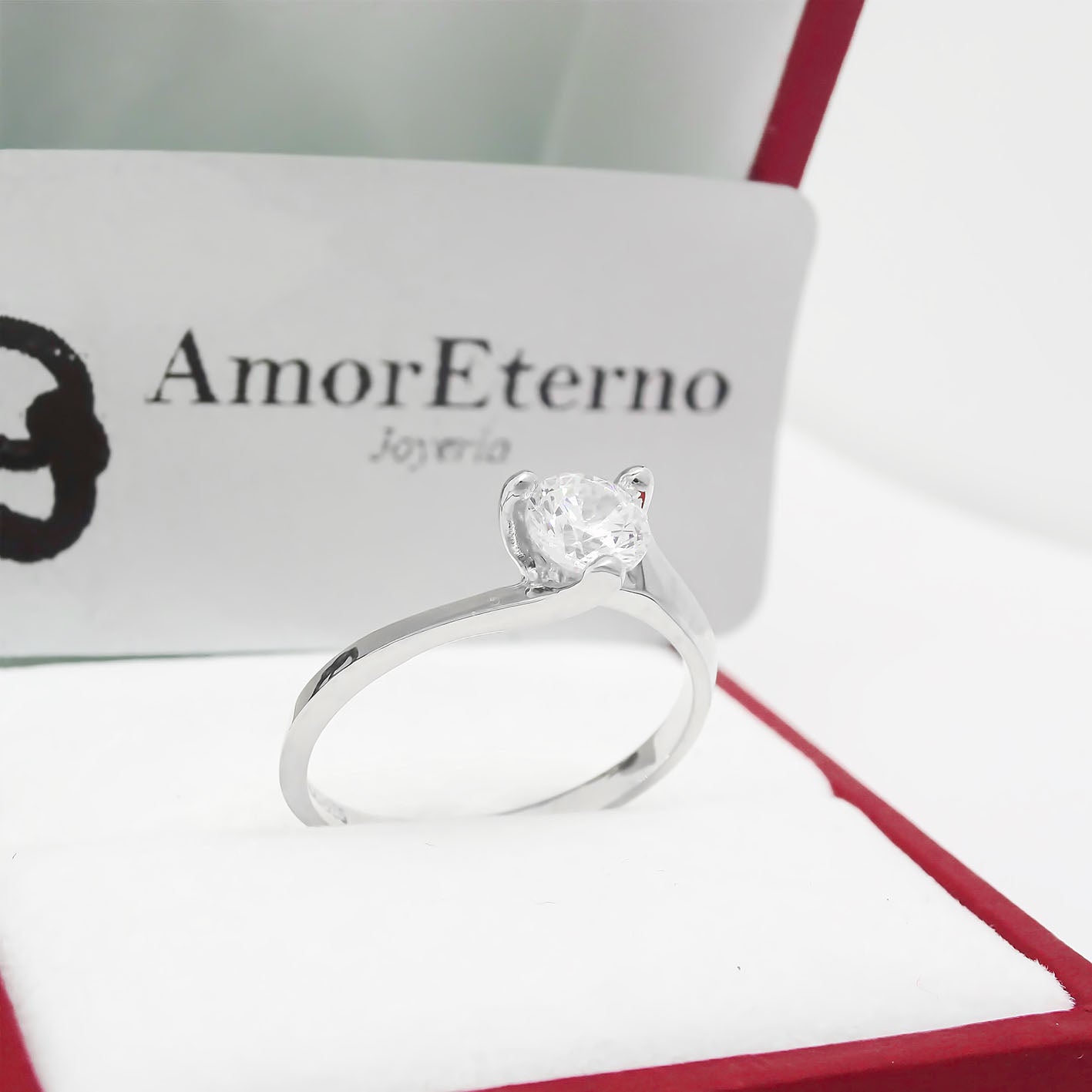 Amor Eterno - Anillo Lucky / Oro 10k Sólido / Blanco