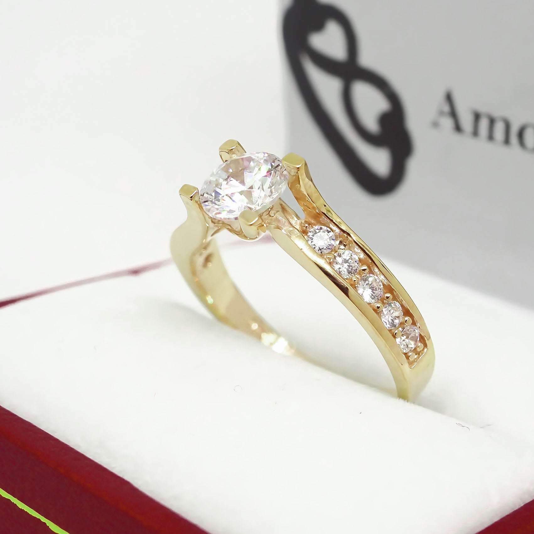 Amor Eterno - Anillo Elenna / Oro Sólido 10k / Amarillo