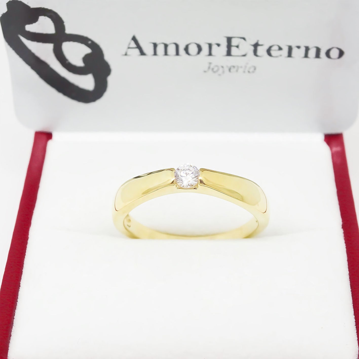 Amor Eterno - Anillo Nikki / Oro Sólido 14k / Amarillo