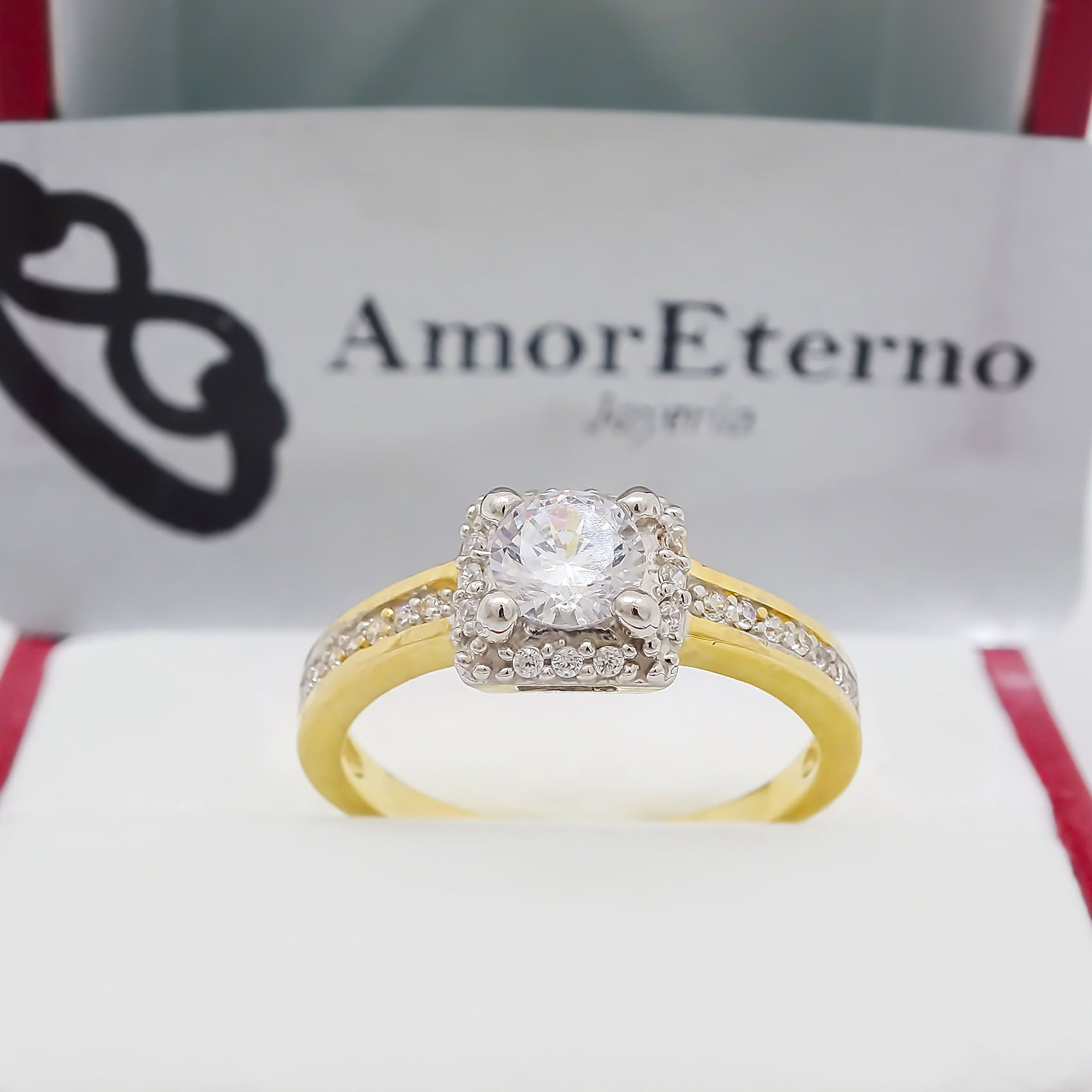Amor Eterno - Anillo Corona - Sofía - Oro Solido 10k