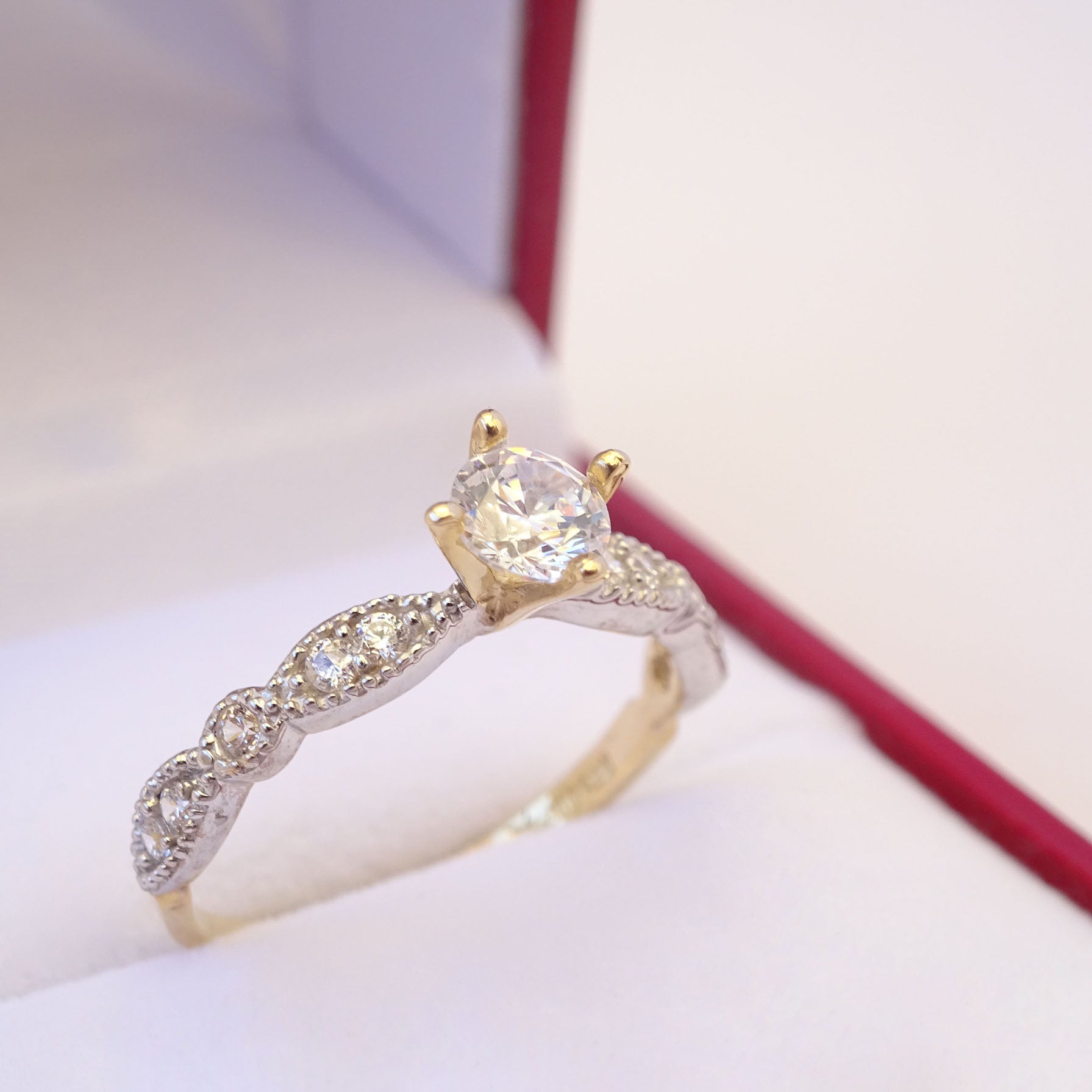 Amor Eterno - Anillo Glad / Oro Sólido 14k
