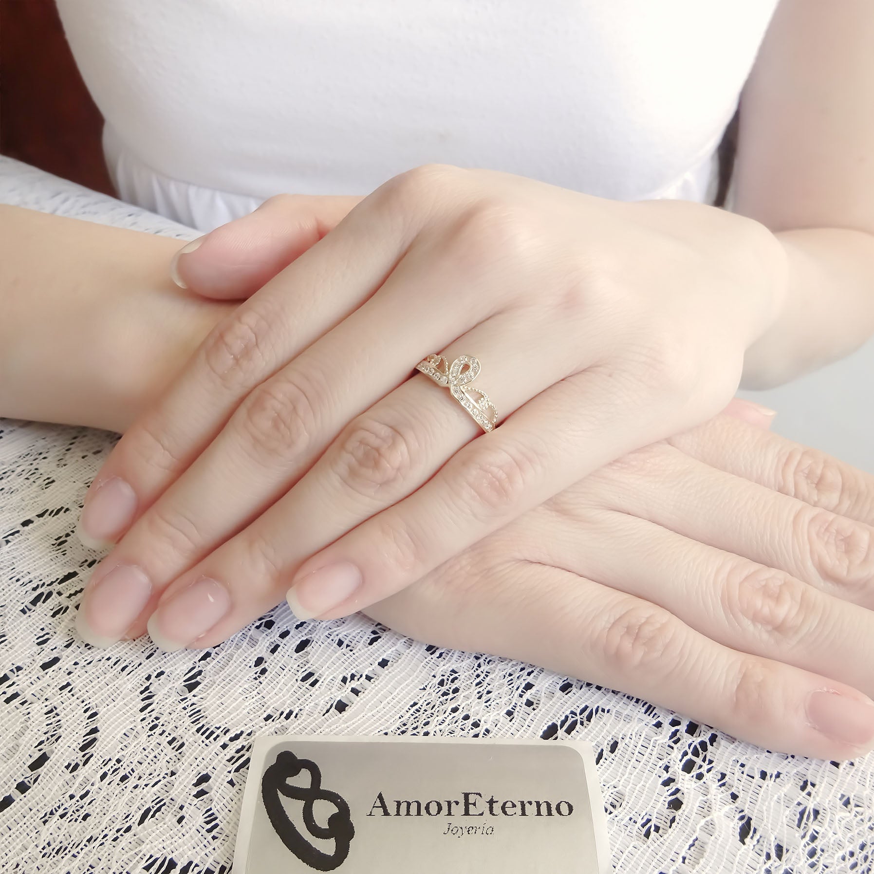 Amor Eterno - Anillo Corona / Anne / Oro Solido 10k