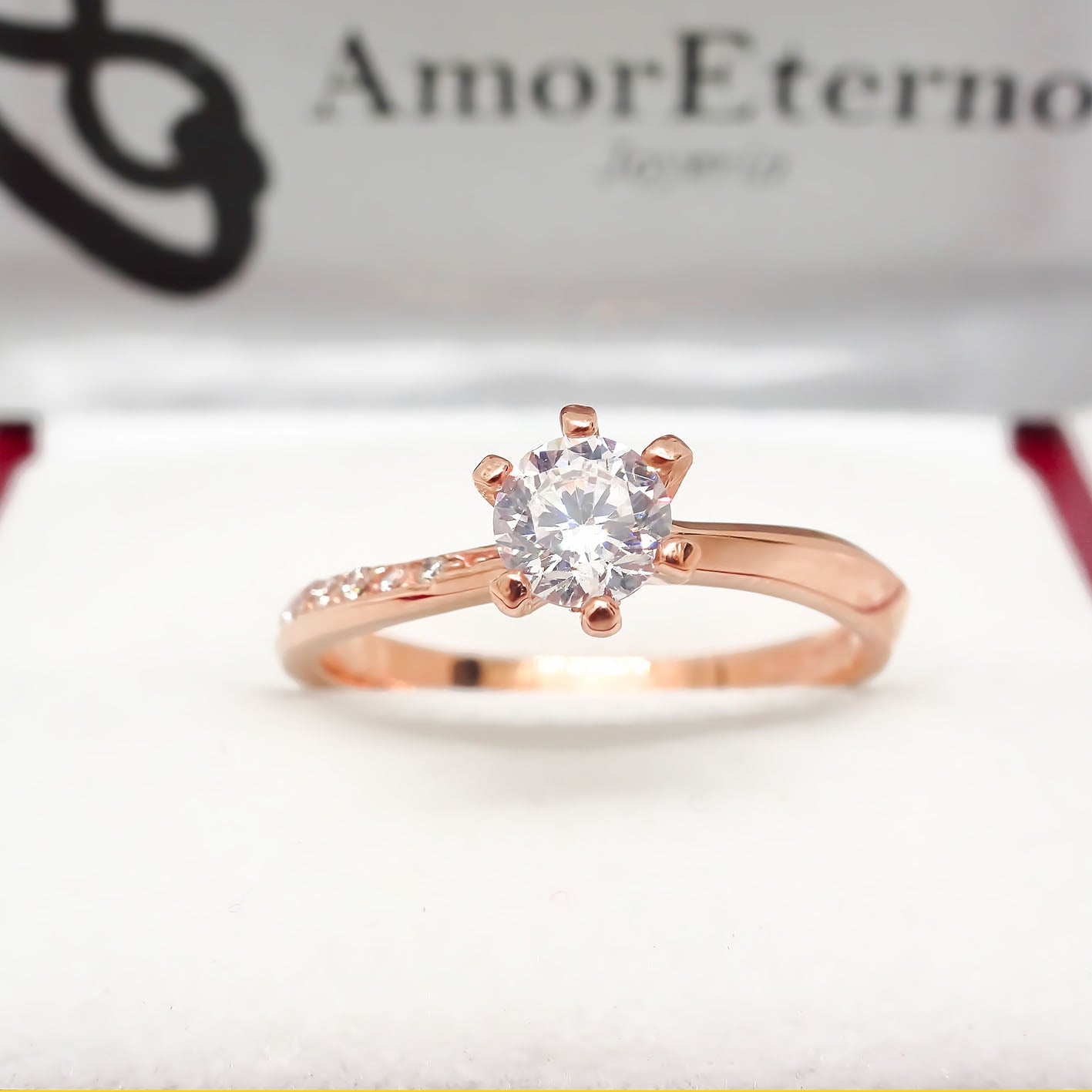 Amor Eterno - Anillo Paola / Oro Sólido 10k / Rosa