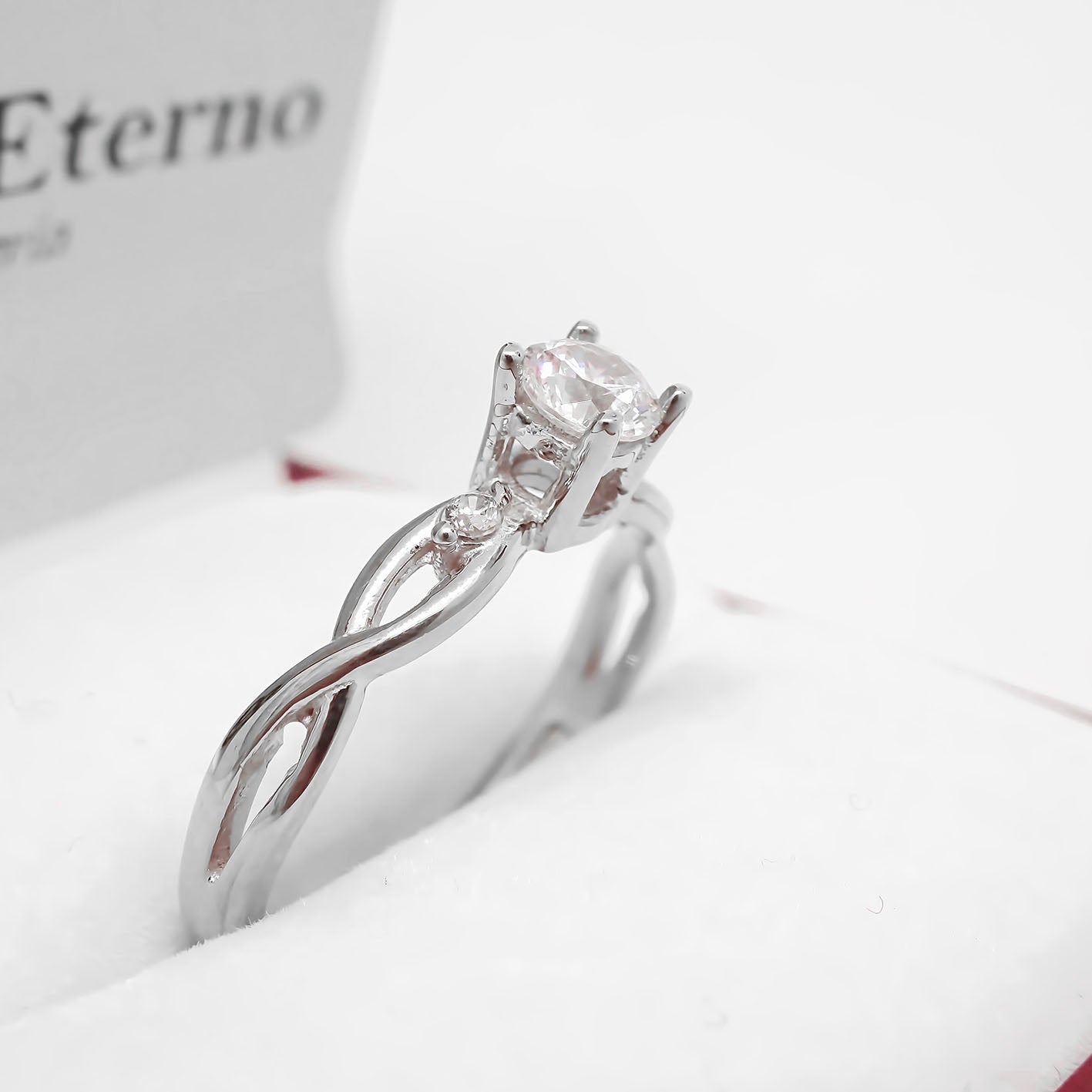 Amor Eterno - Anillo Mérida / Oro Sólido 10k / Blanco