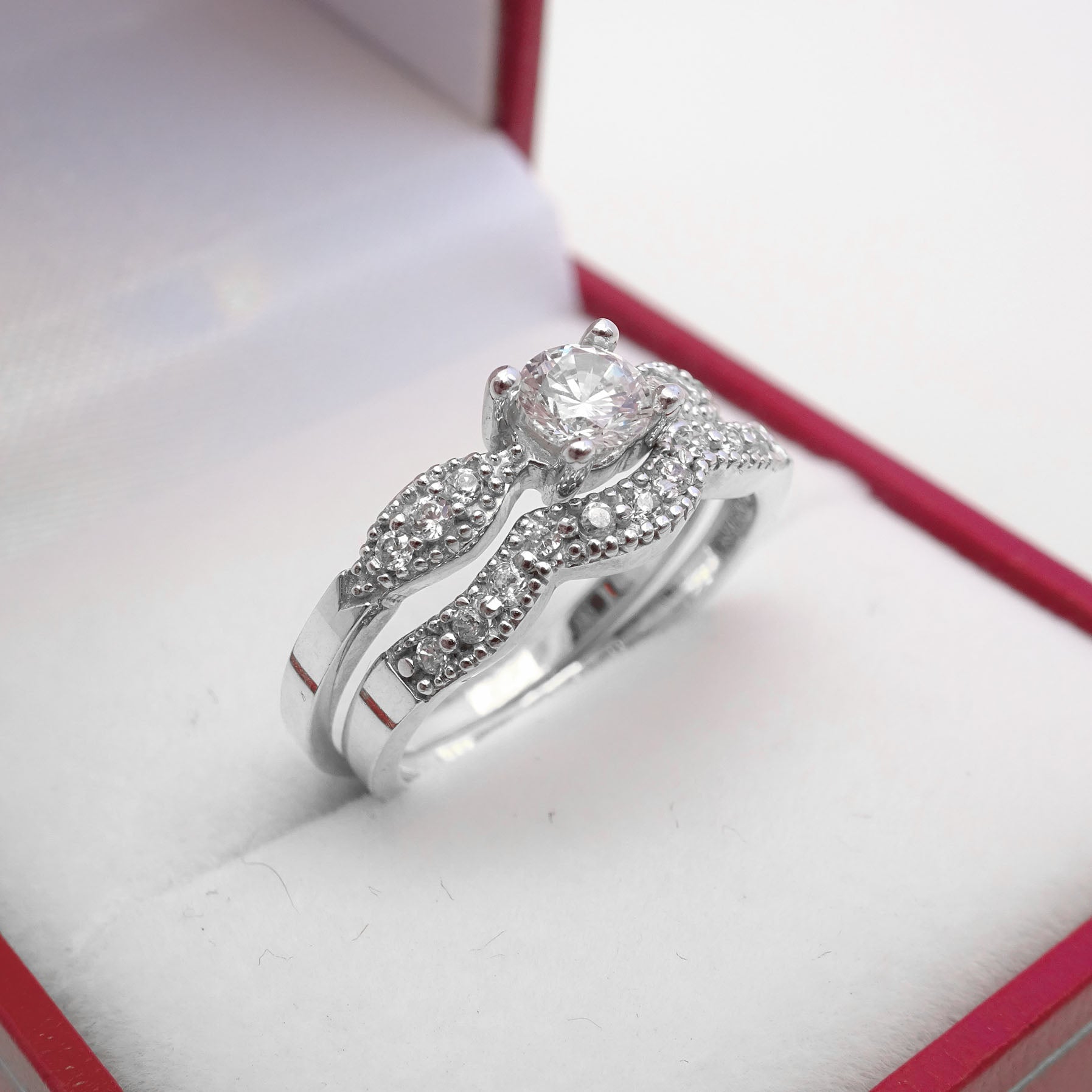 Amor Eterno - Alianza Smile / Oro Sólido 14k / Blanco