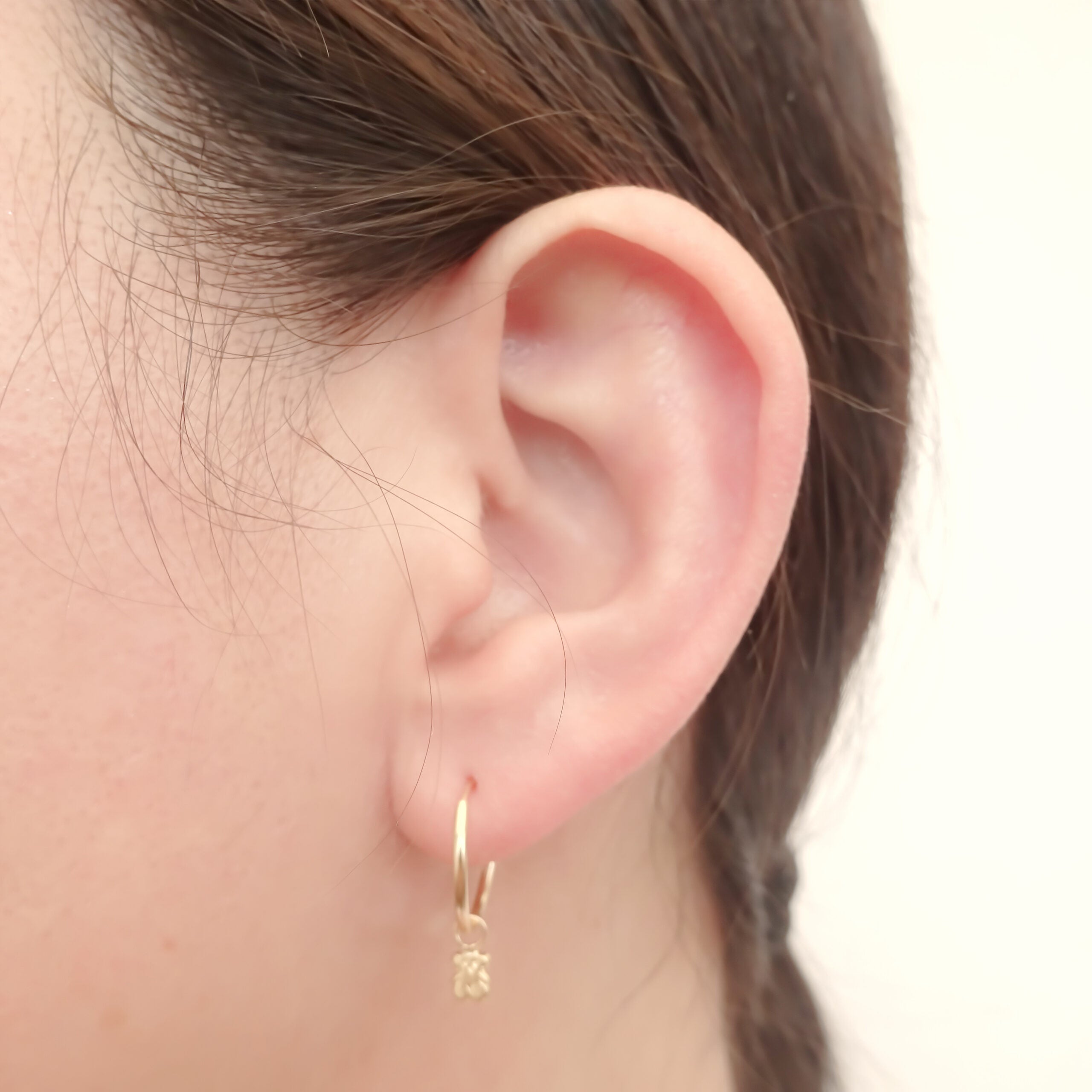 Dije con arracada Osito Oro 10k.