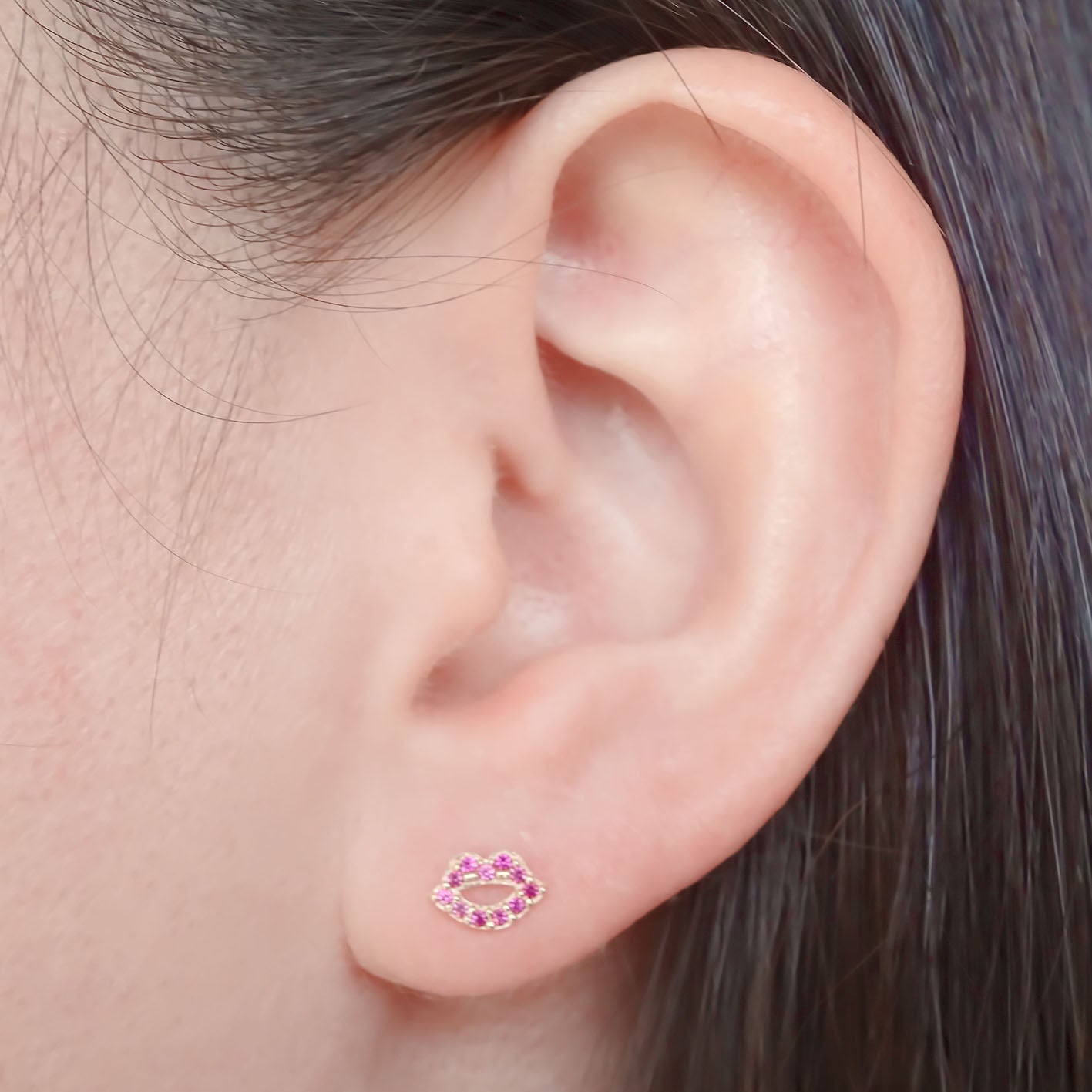 Amor Eterno - Broqueles Sexy Kiss / Aretes / Oro 10k / ROJO
