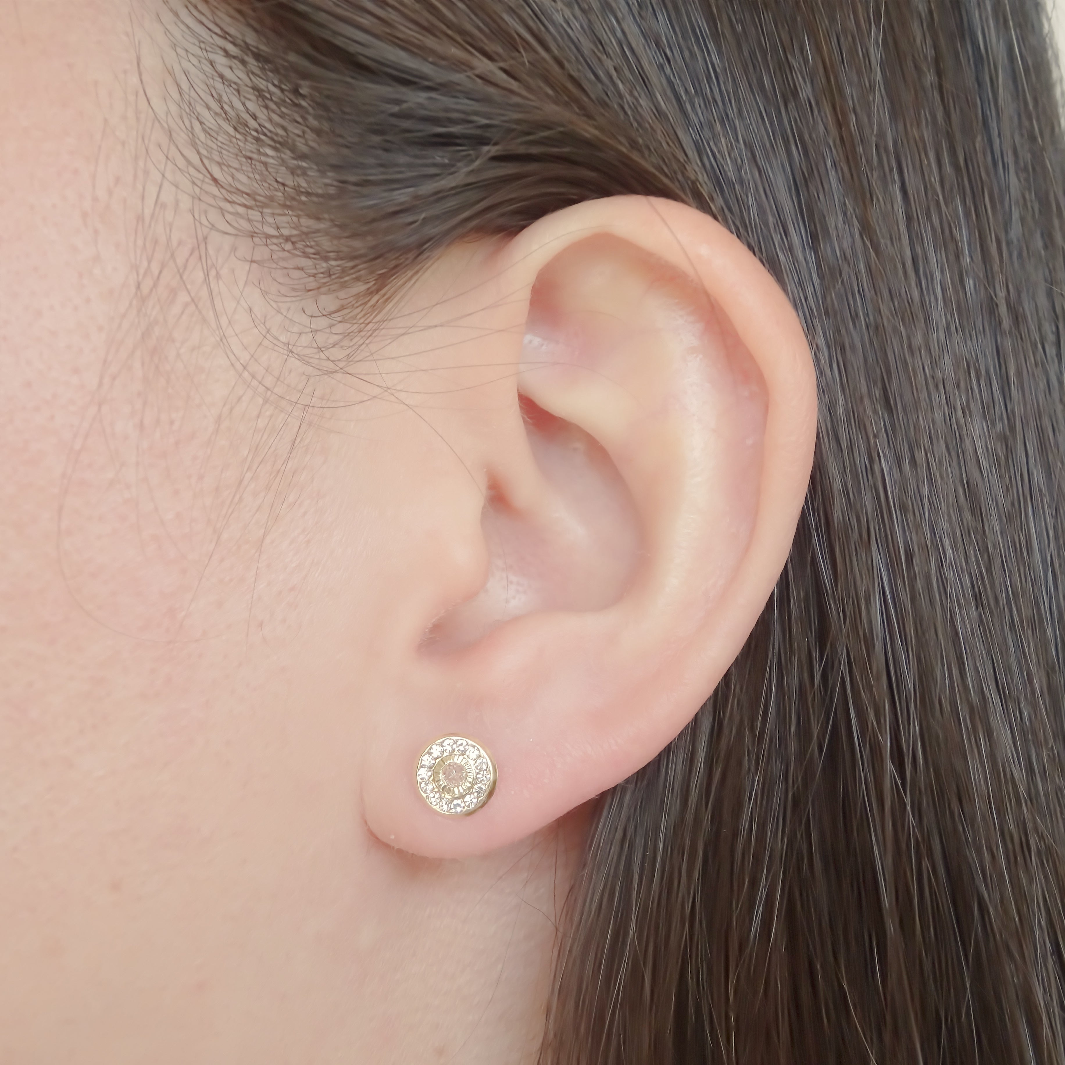 Amor Eterno - Broqueles Bisel Con Aro / Aretes Oro 10k / Transparente
