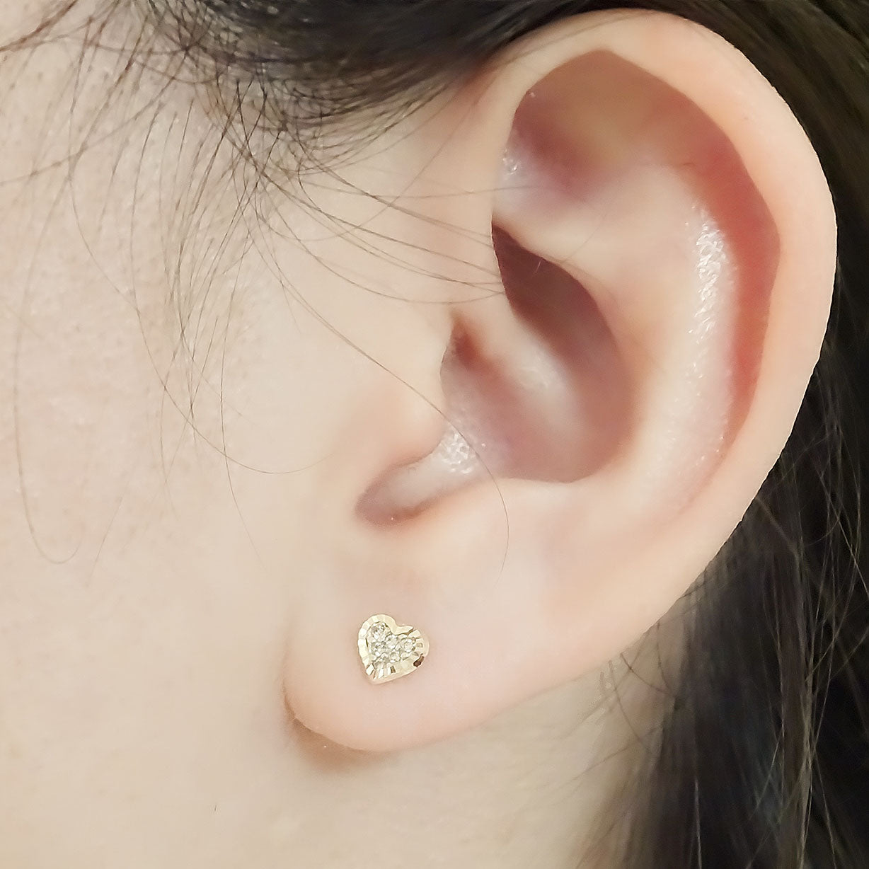 Amor Eterno - Broqueles Corazón / Aretes / Oro Sólido 10k