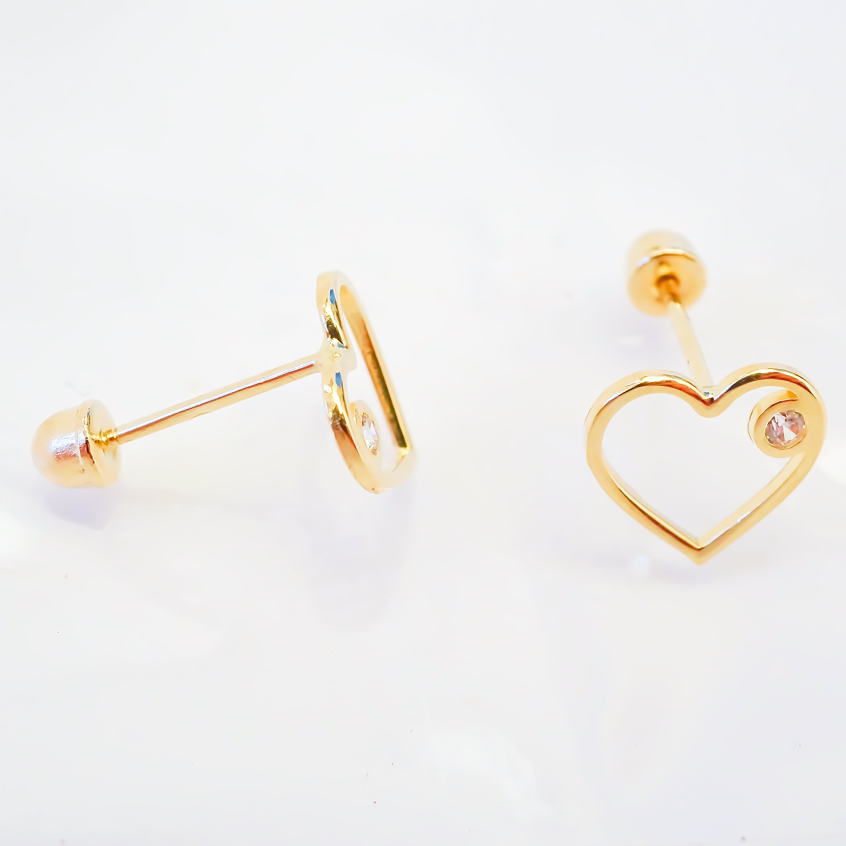 Amor Eterno - Broqueles / Corazón Silueta Diamante / Oro 10k