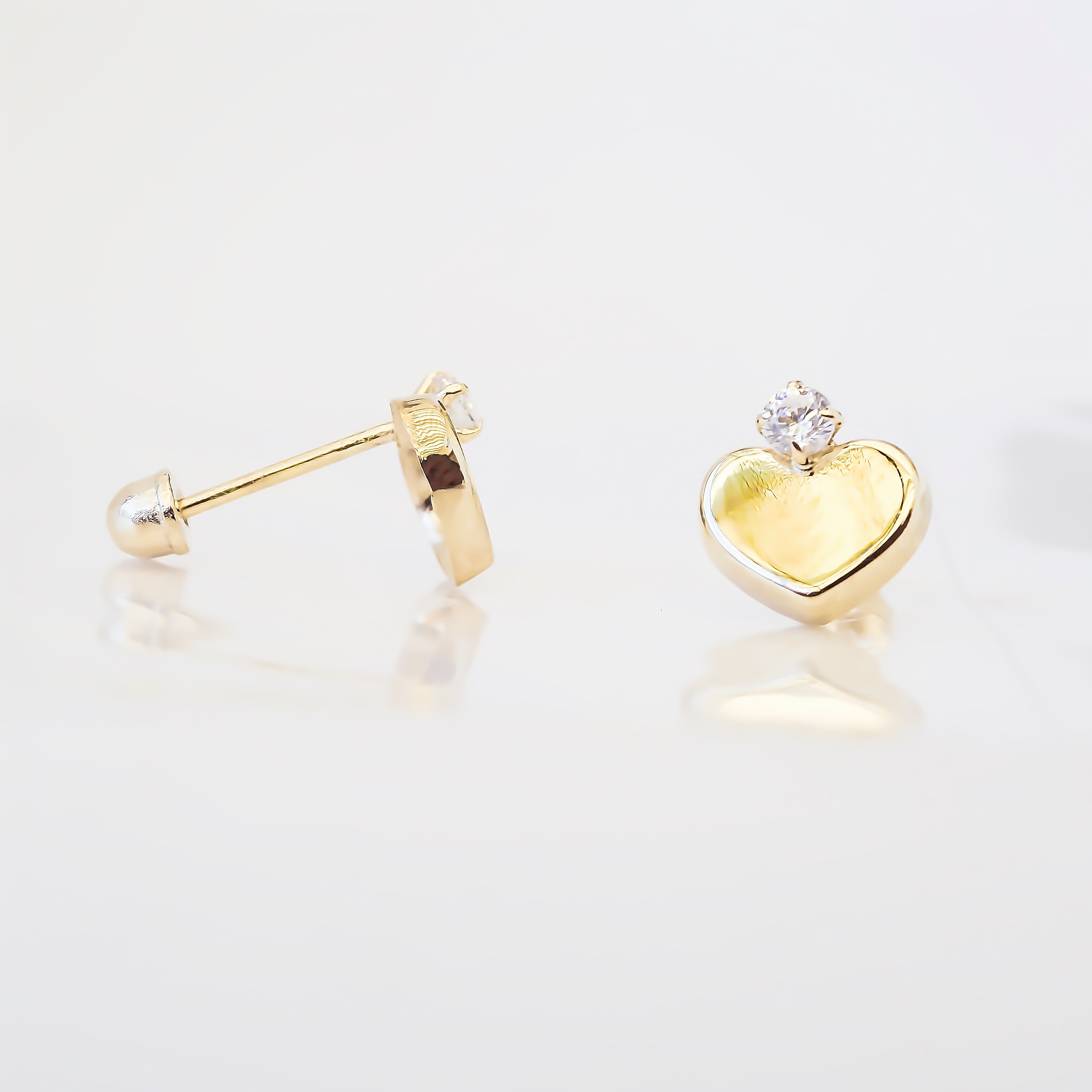 Amor Eterno - Broqueles / Corazón Diamante / Aretes Oro 10k