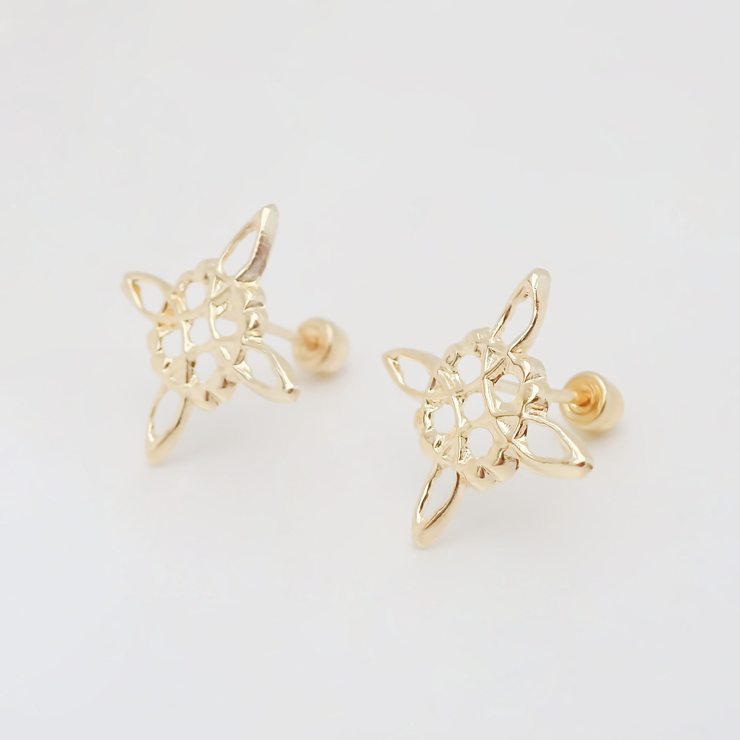 Amor Eterno - Broqueles Nudo Bruja / Aretes Oro Sólido 10k