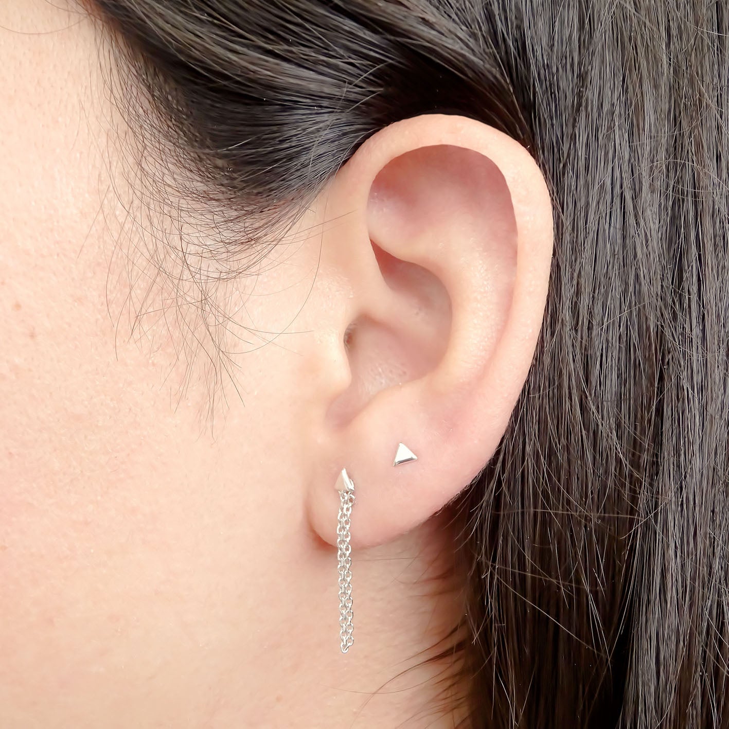 Amor Eterno - Triángulo Poder/ Doble Perforación / Oro 10k / Blanco