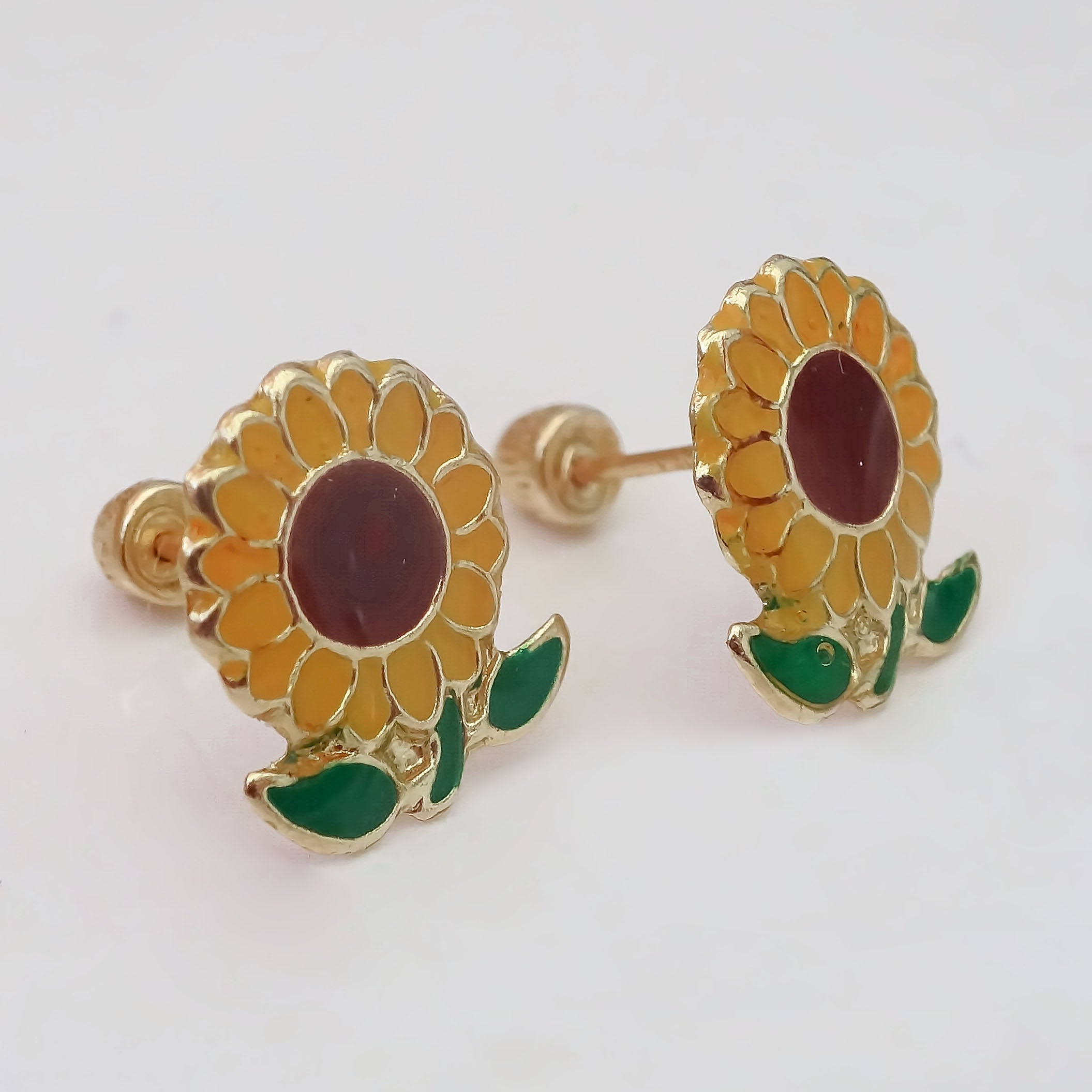 Amor Eterno - Broqueles Aretes / Girasol Esmaltado / Oro 10k