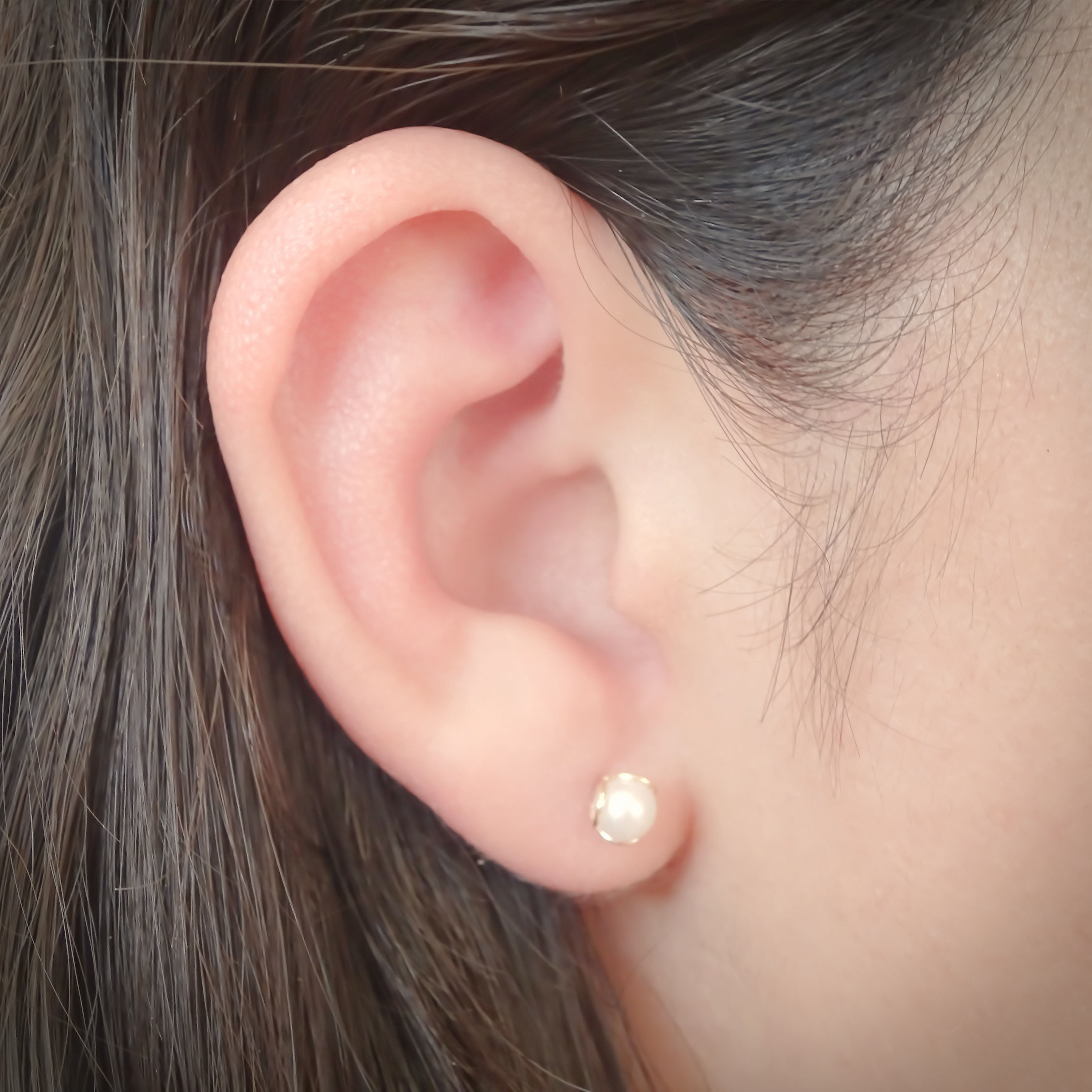 Amor Eterno - Broqueles Deluxe Perla Flor / Aretes / Oro 10k