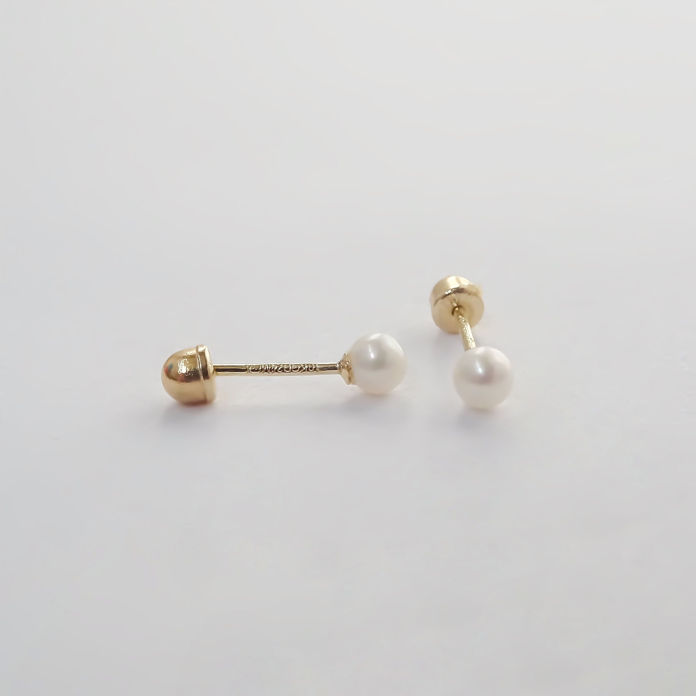 Amor Eterno - Broqueles Perla Natural Bebé / Aretes Oro 10k