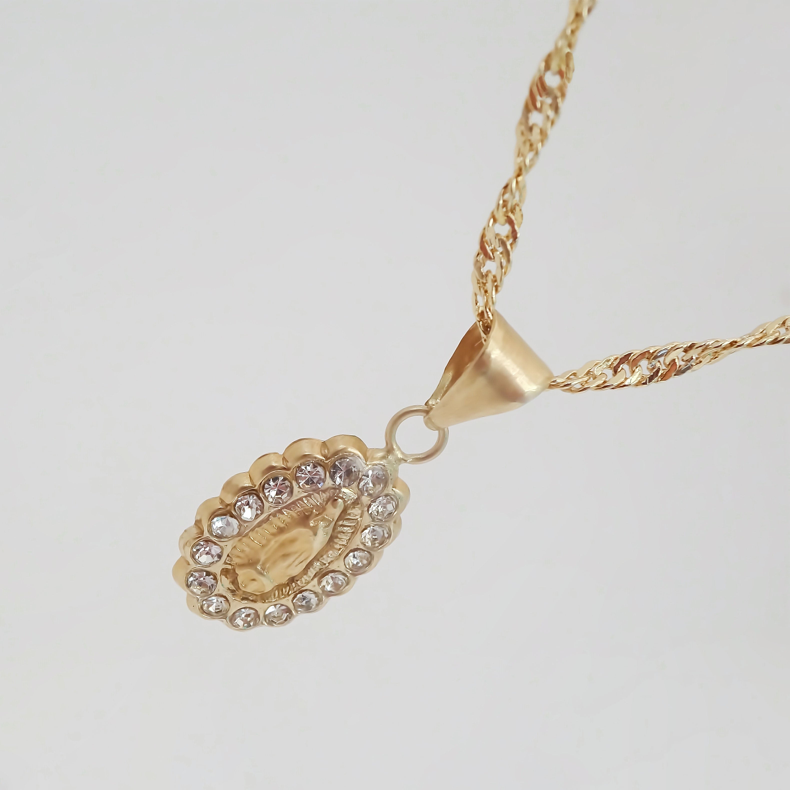 Amor Eterno - Medalla Virgen Brox 10k + Cadena Regalo