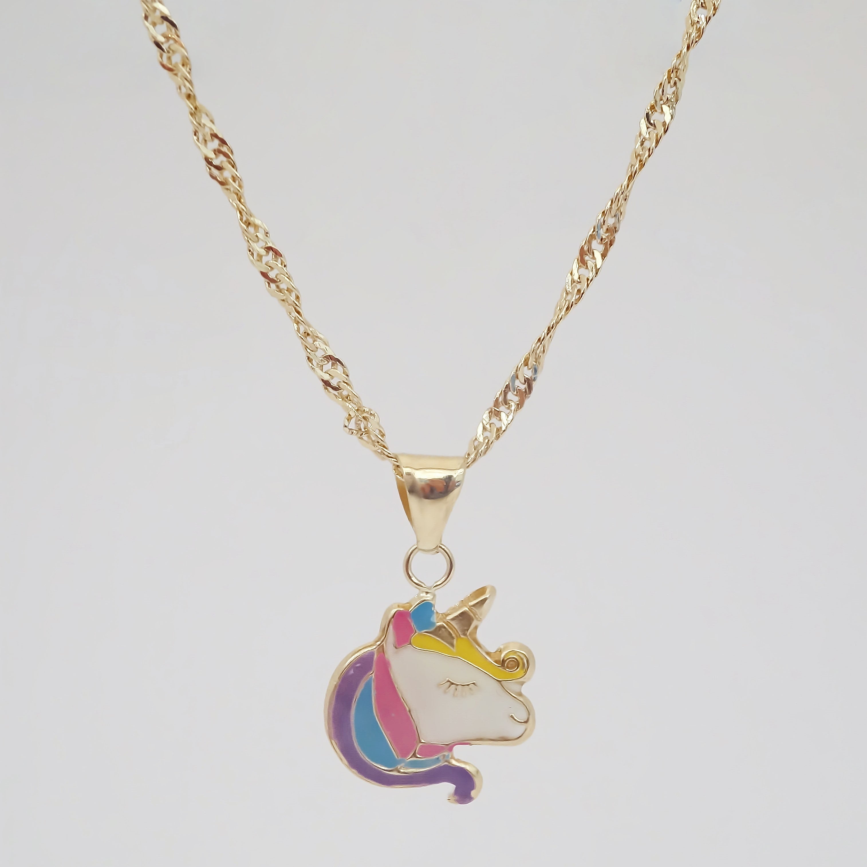 Amor Eterno - Dije Unicornio Sólido 10k + Cadena De Regalo
