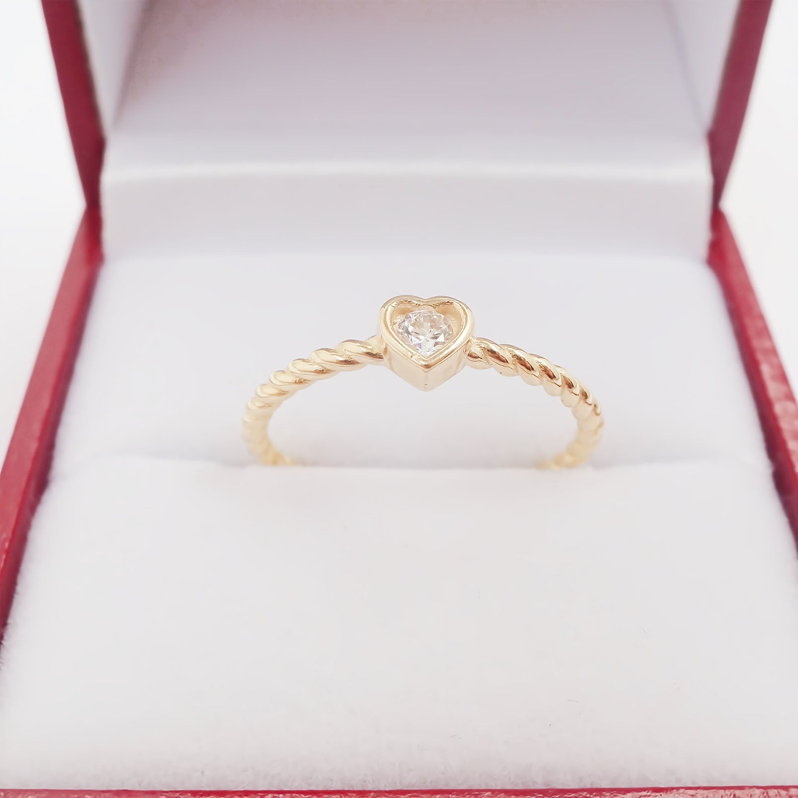 Amor Eterno - Anillo Corazón Lazo / Oro Sólido 10k