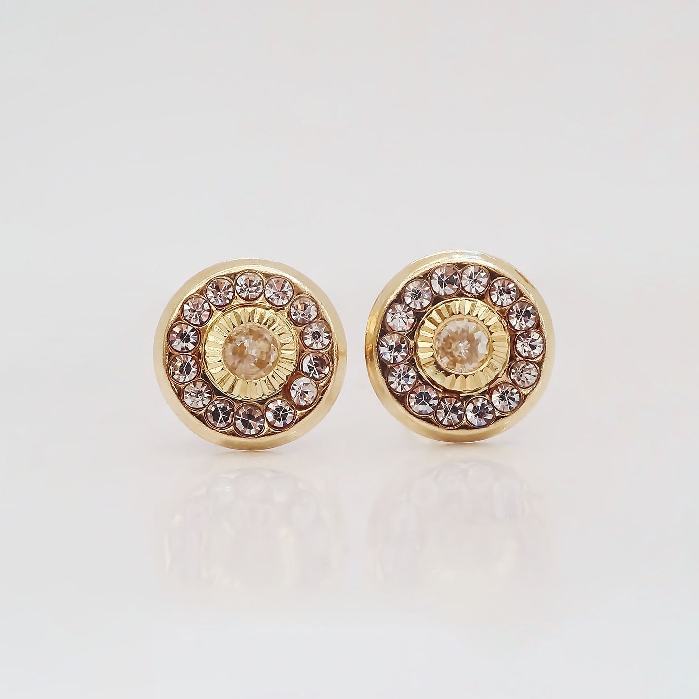 Amor Eterno - Broqueles Bisel Con Aro / Aretes Oro 10k / Transparente