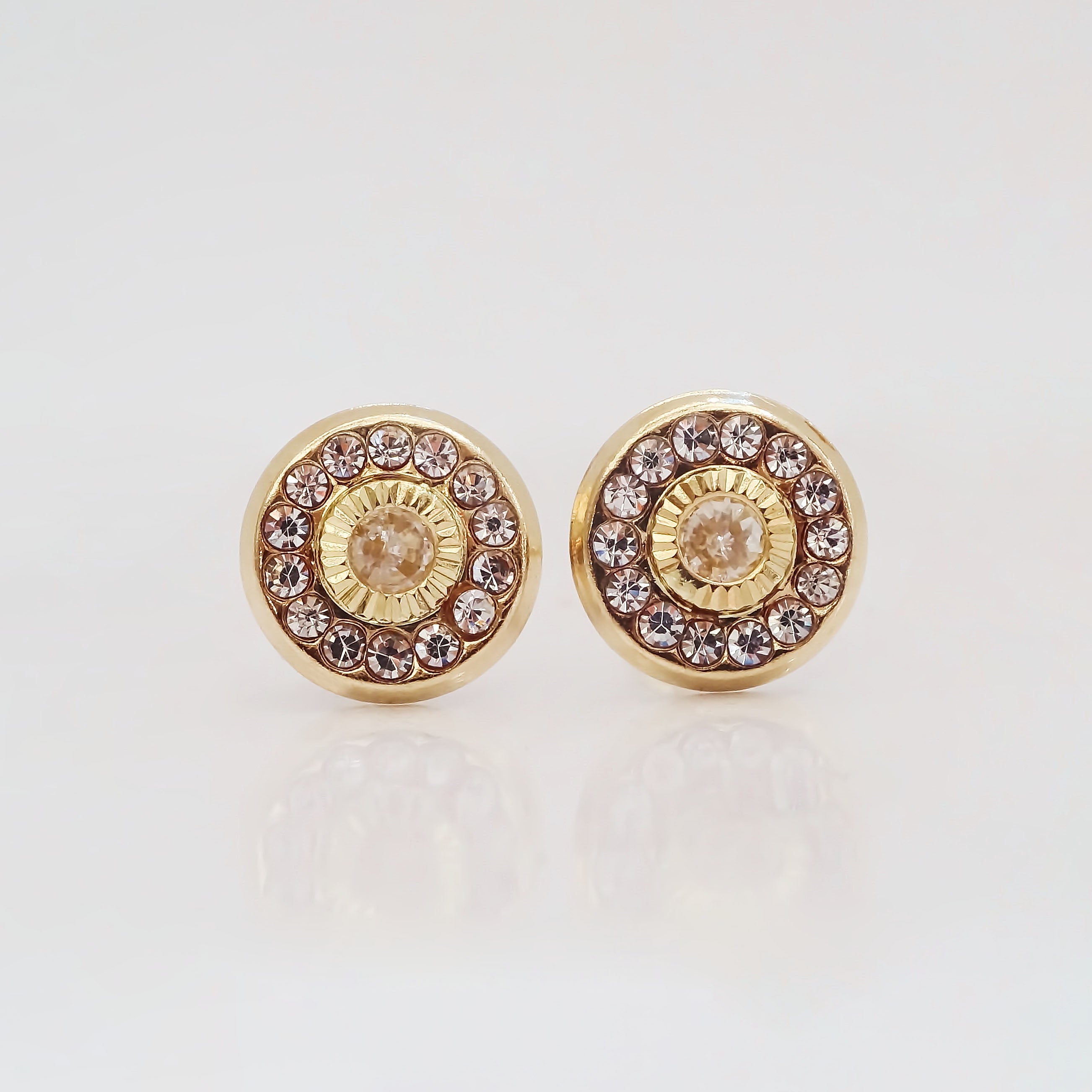 Amor Eterno - Broqueles Bisel Con Aro / Aretes Oro 10k / Transparente