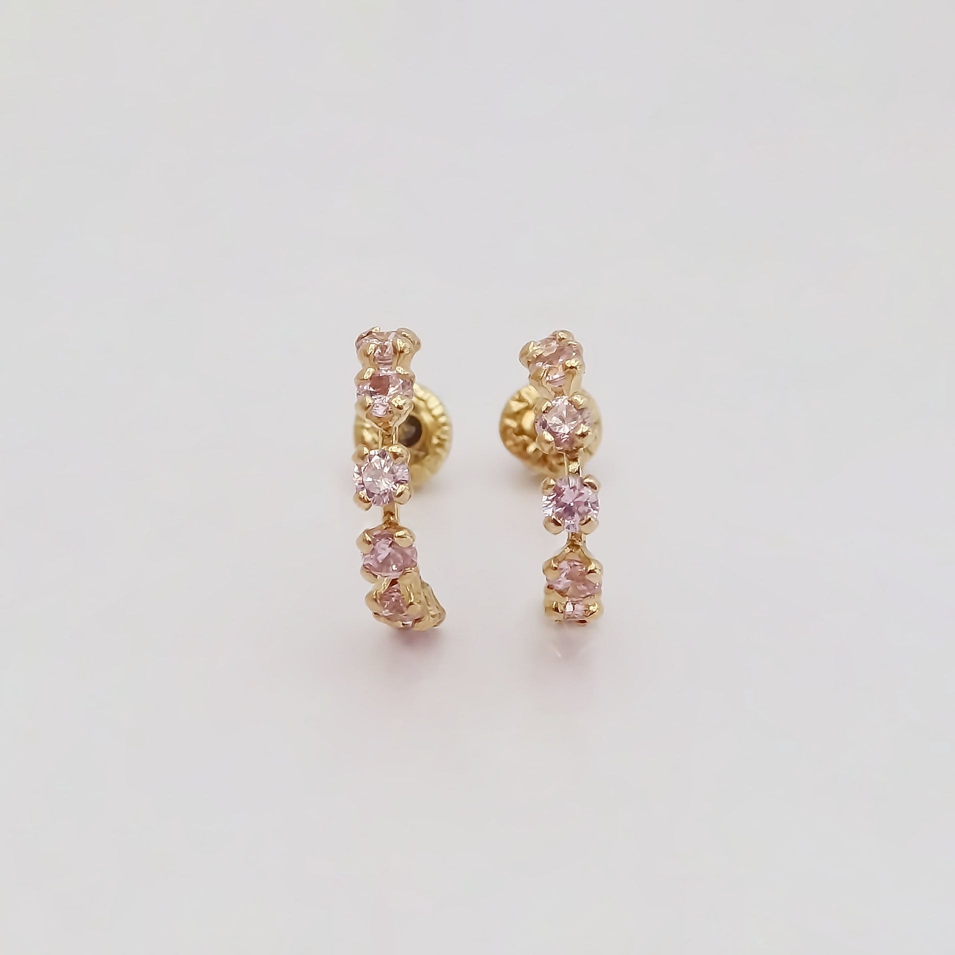 Amor Eterno - Broqueles Media Arracada / Aretes / Oro 10k / Rosa