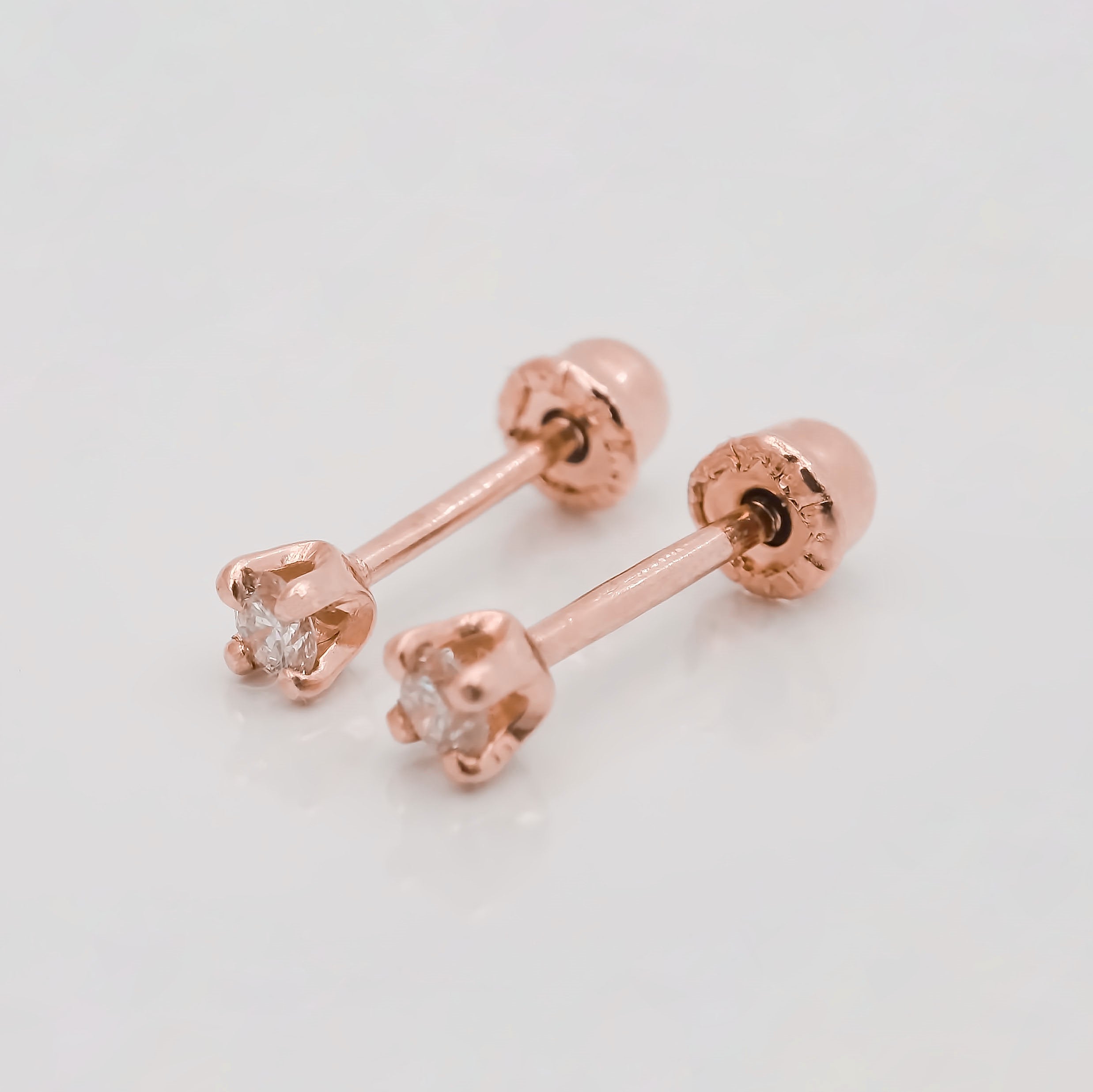 Amor Eterno - Broqueles Diamante Natural 0.06cts Oro 14k / Rosa