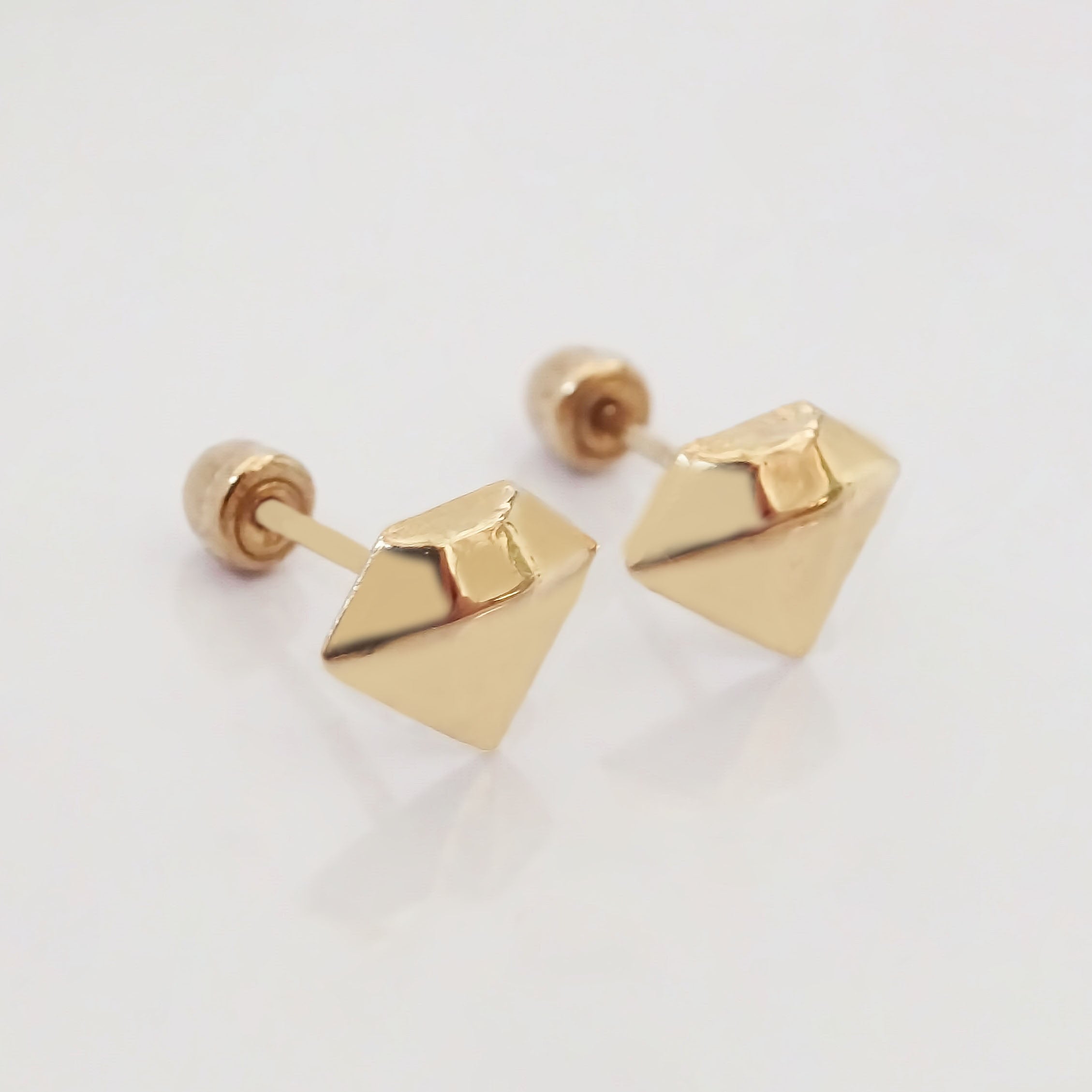 Amor Eterno - Broqueles Diamante Vector Aretes / Oro 10k