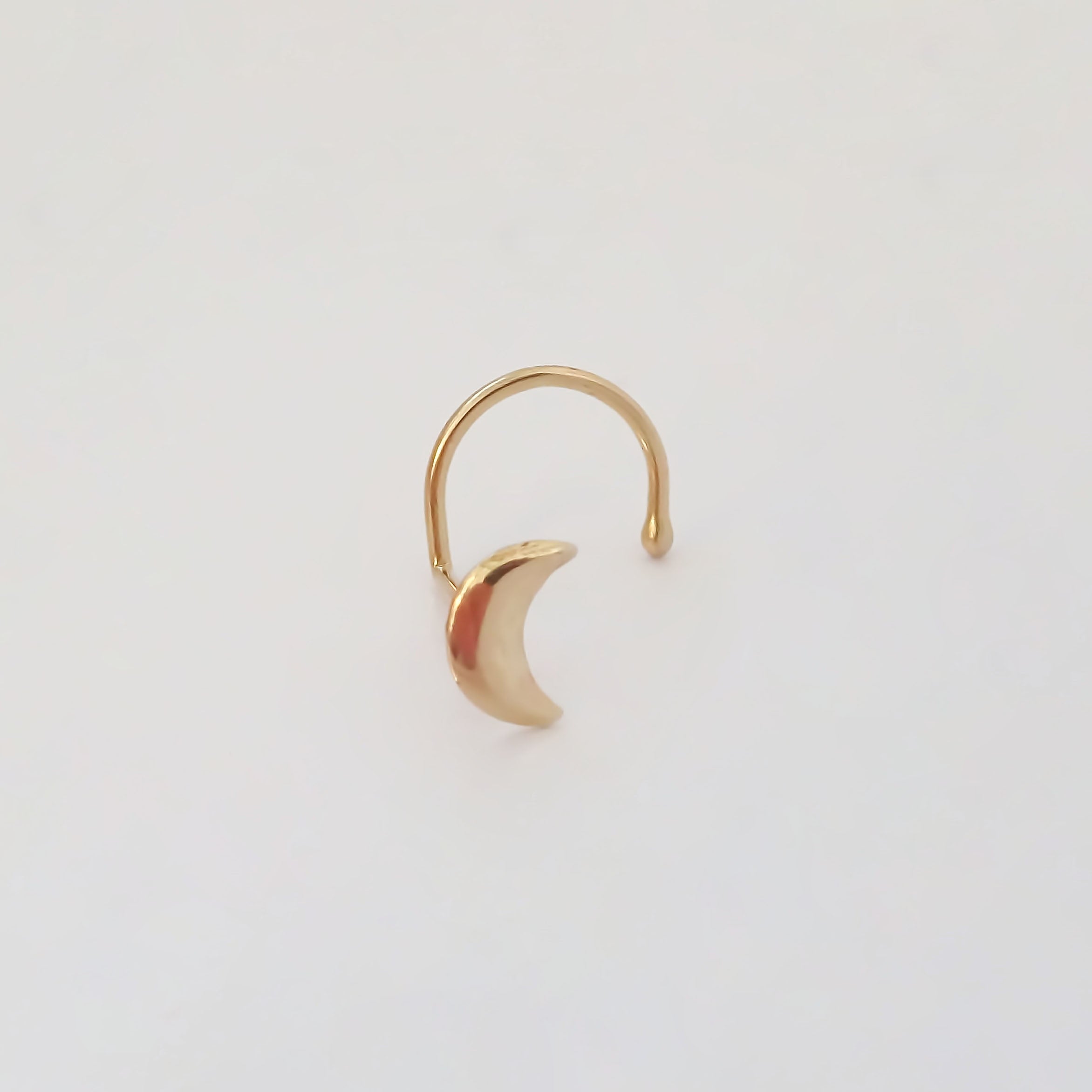 Amor Eterno- Piercing Nariz Luna / Oro Sólido 10k