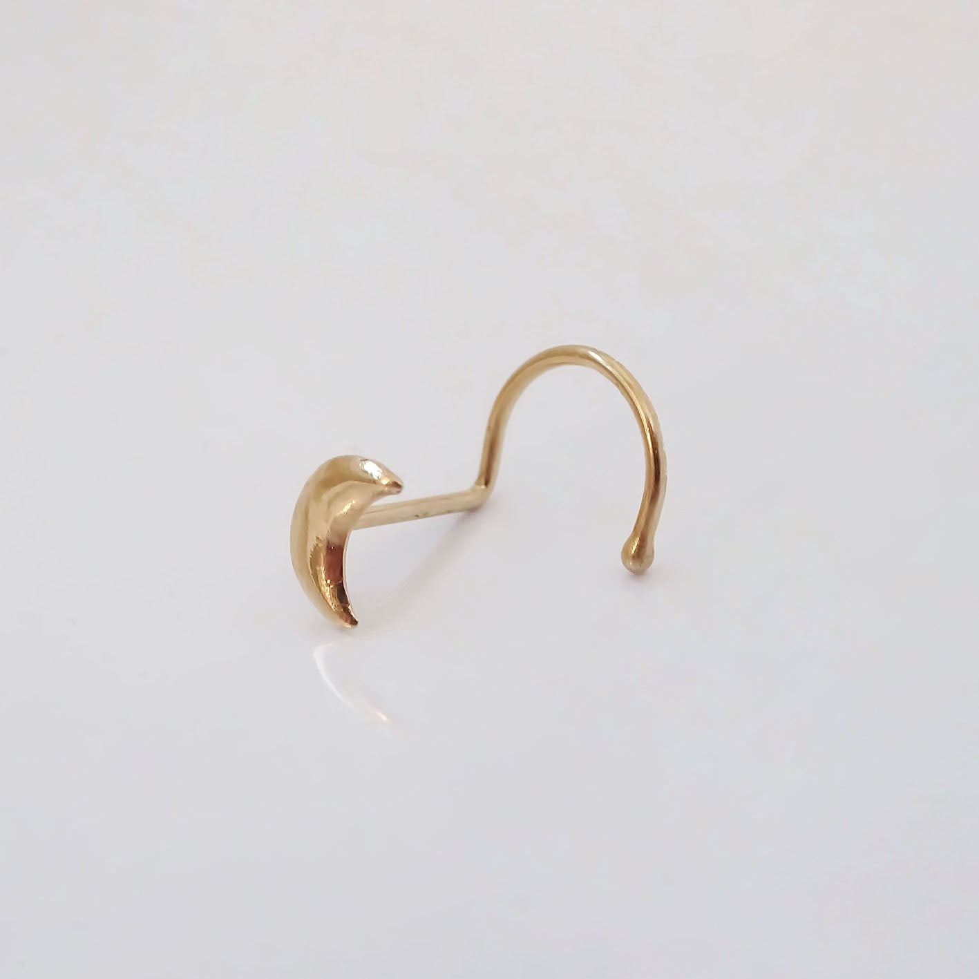 Amor Eterno- Piercing Nariz Luna / Oro Sólido 10k