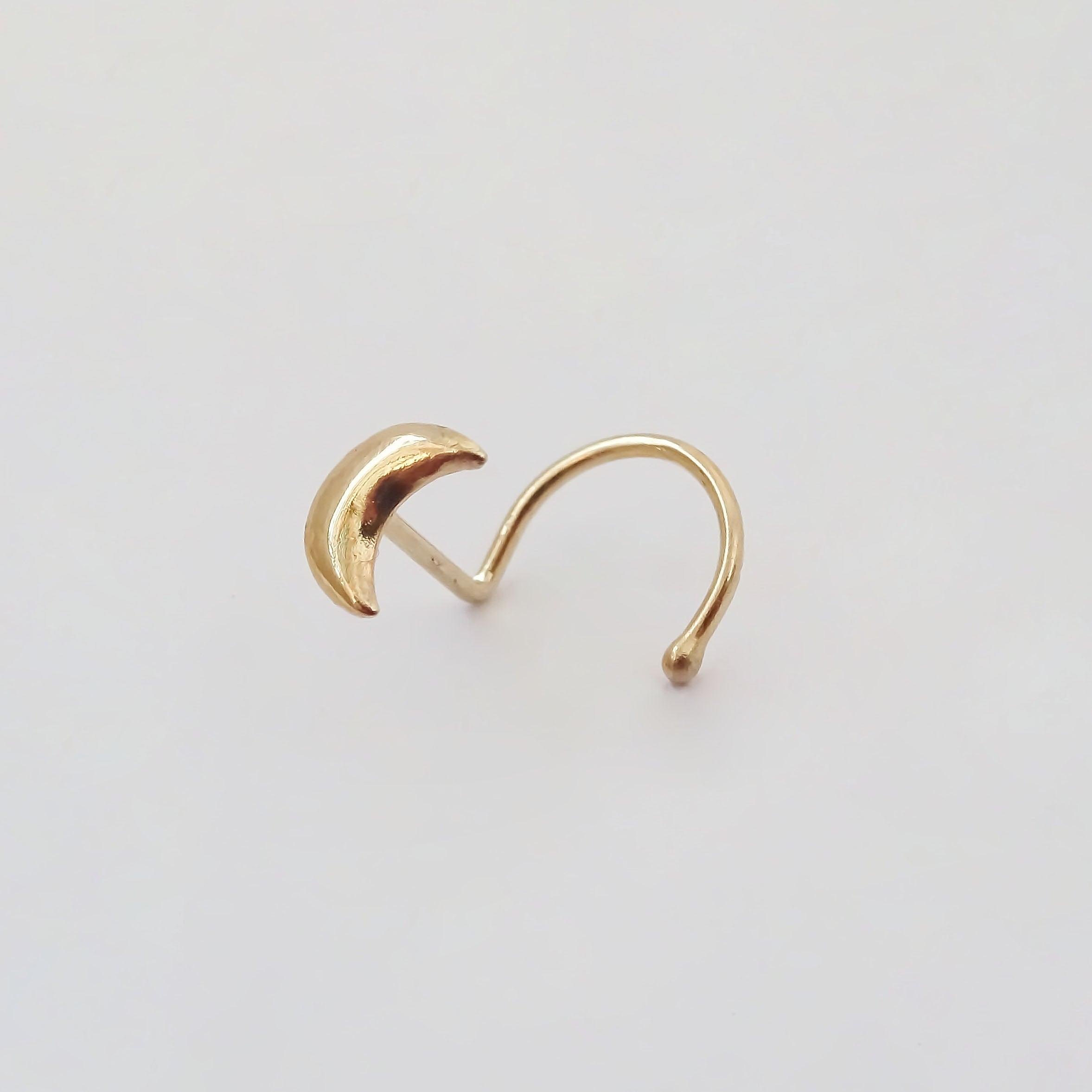 Amor Eterno- Piercing Nariz Luna / Oro Sólido 10k