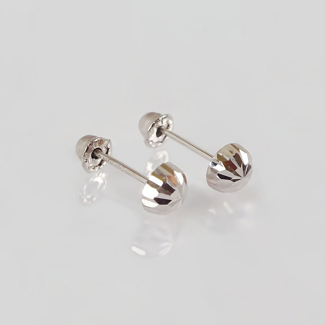 Amor Eterno - Broqueles Hongo / Aretes / Oro Sólido 10k / Blanco